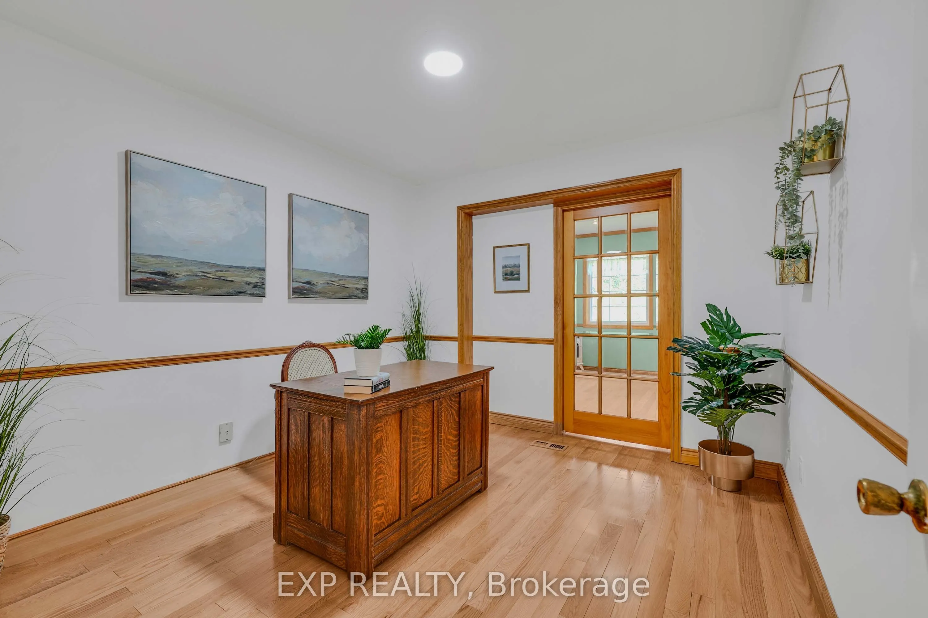 6 Jardine Place