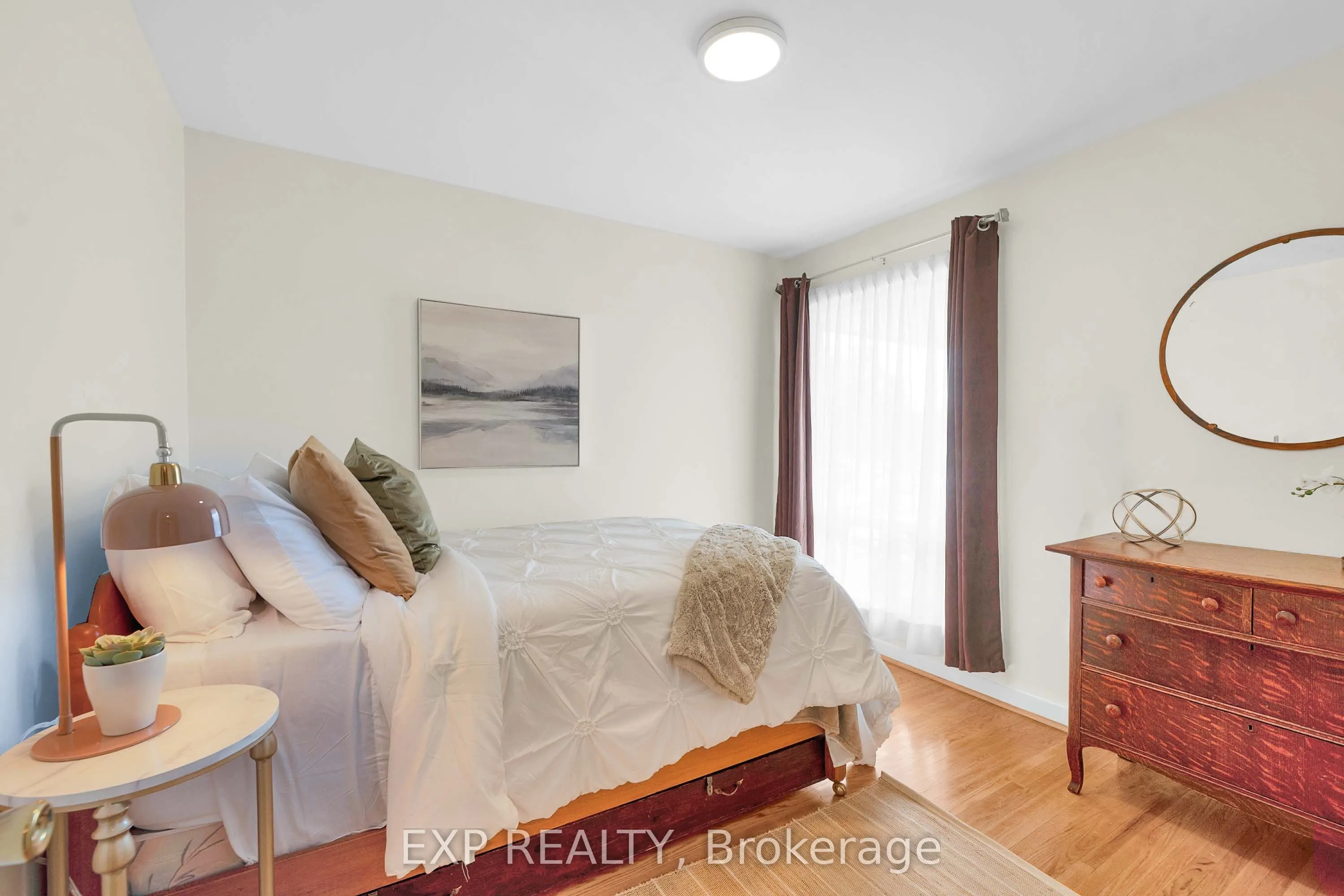 6 Jardine Place