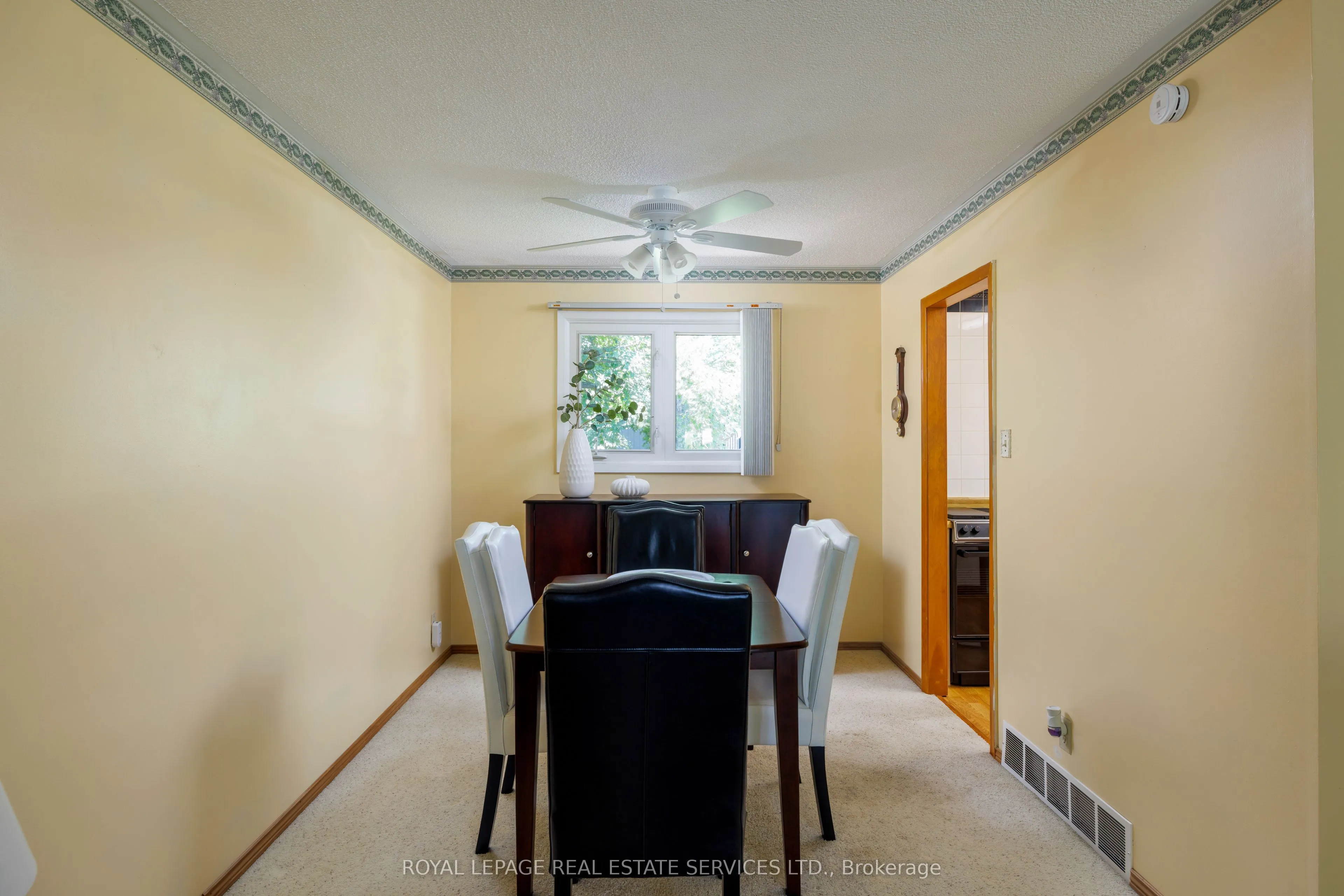 18 Osborne Crescent