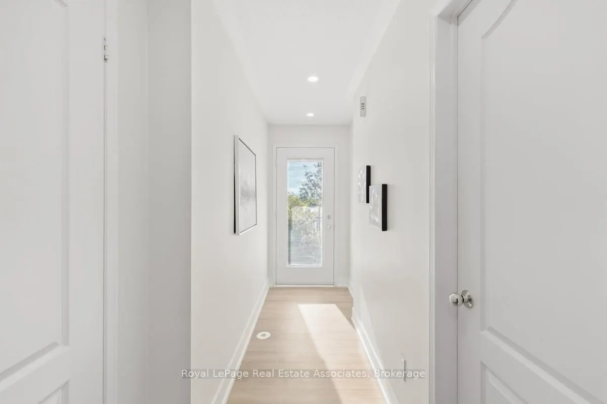 3975 Eglinton Avenue W #16