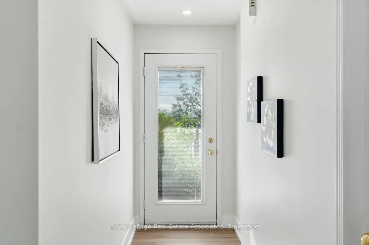 3975 Eglinton Avenue W #16