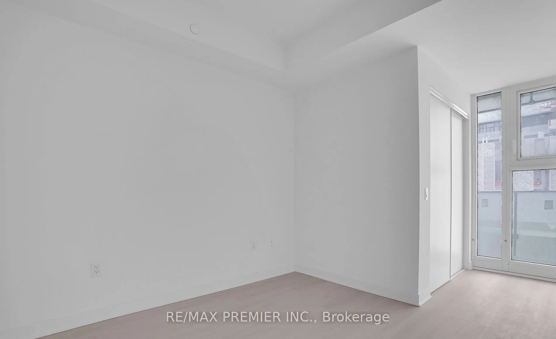 3900 Confederation Parkway #225