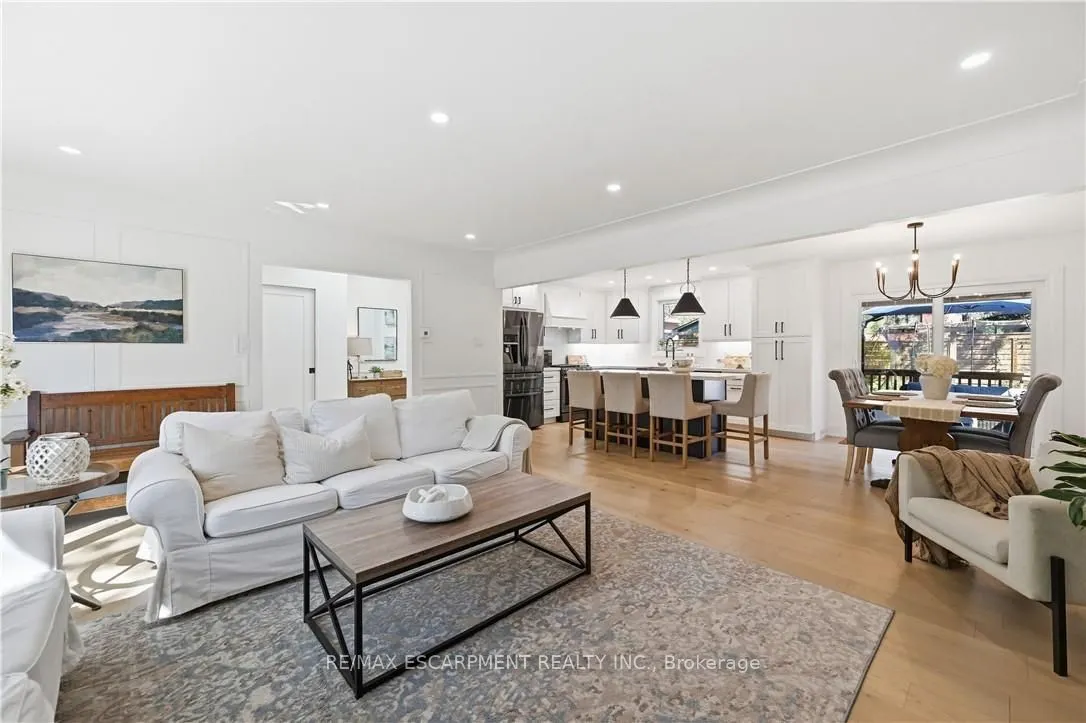 869 Condor Drive