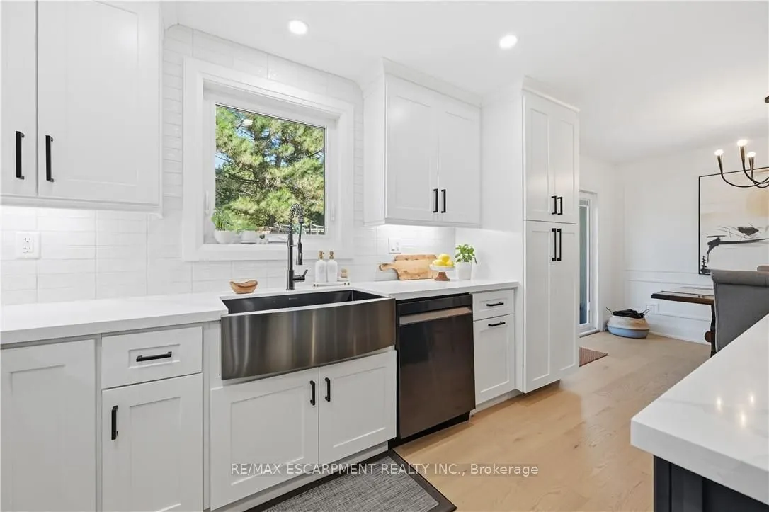 869 Condor Drive