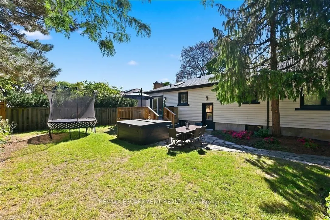 869 Condor Drive