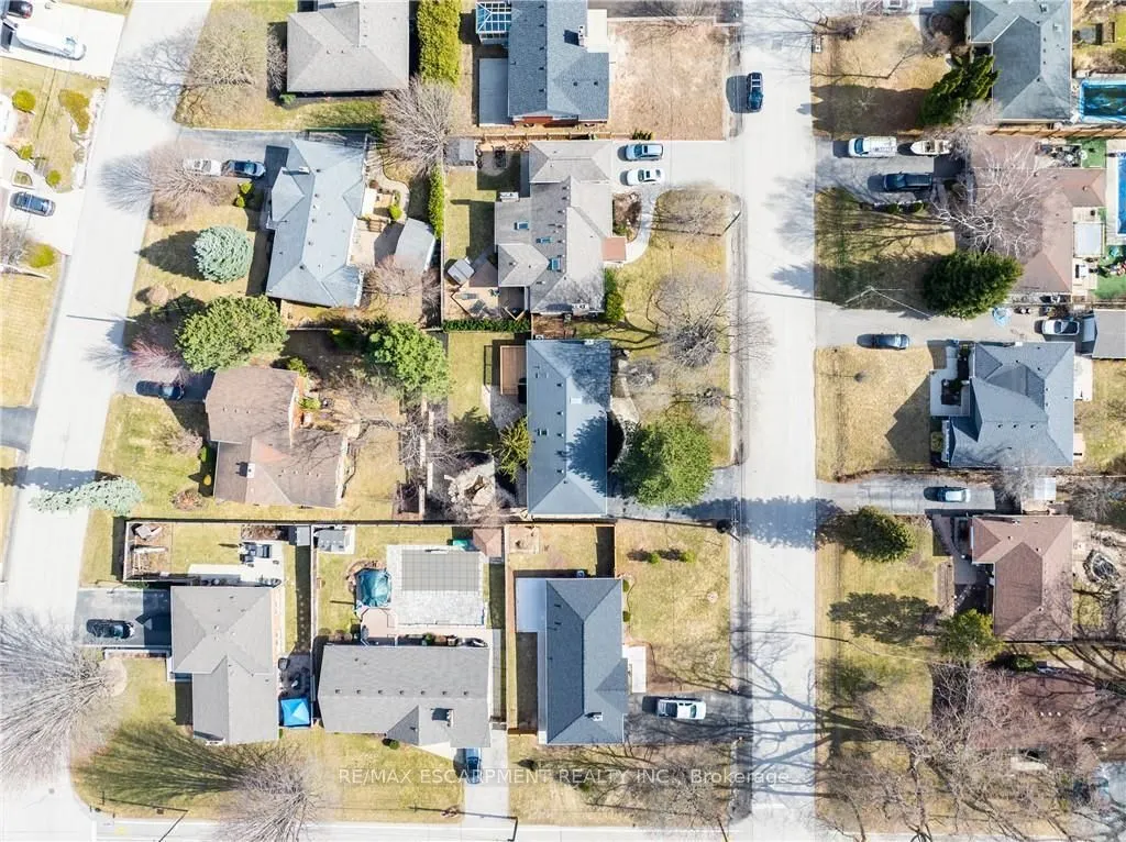 869 Condor Drive