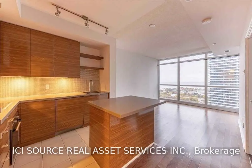 59 Annie Craig Drive #2806