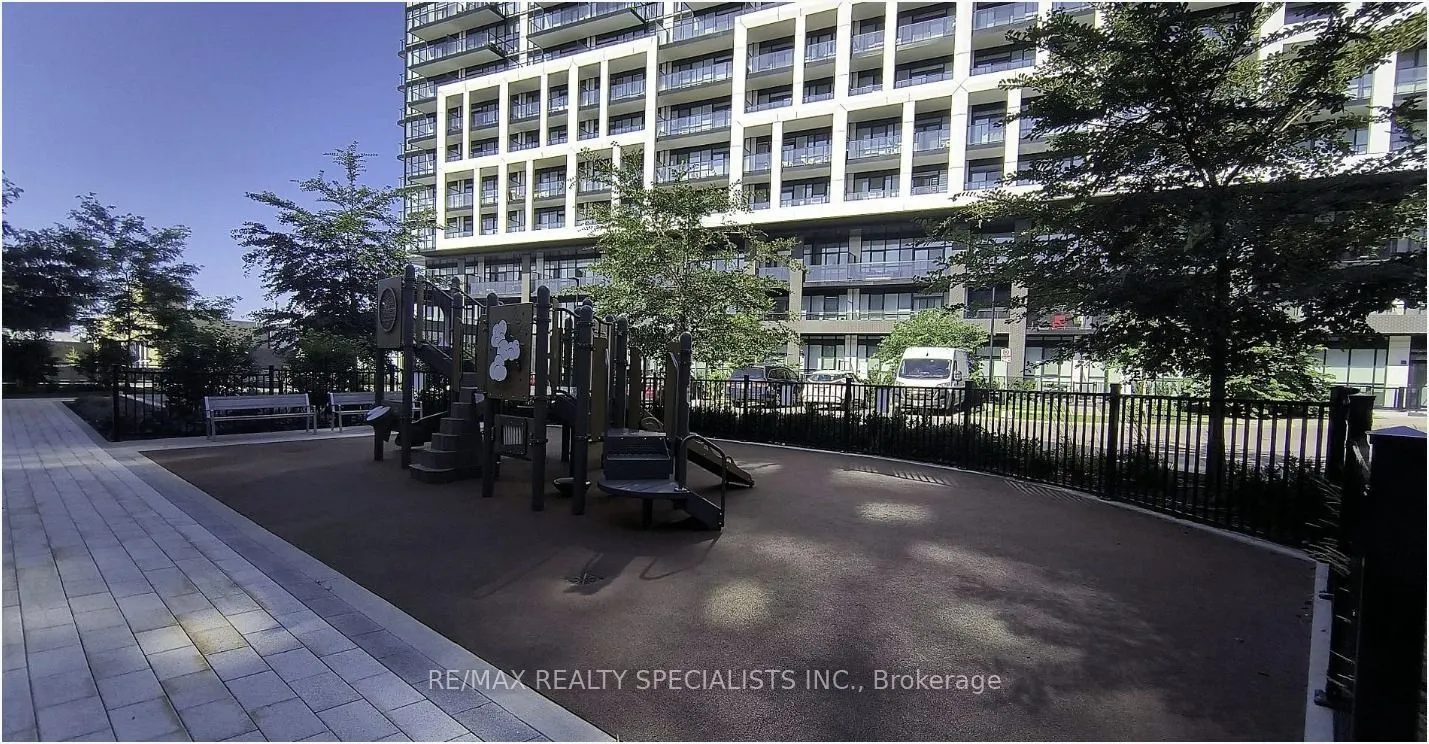 50 George Butchart Drive #908