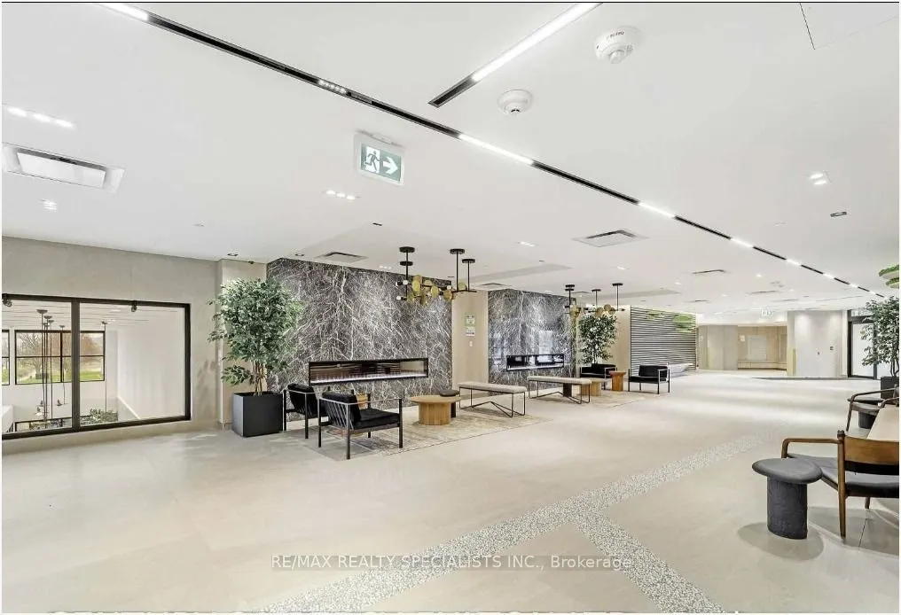 50 George Butchart Drive #908