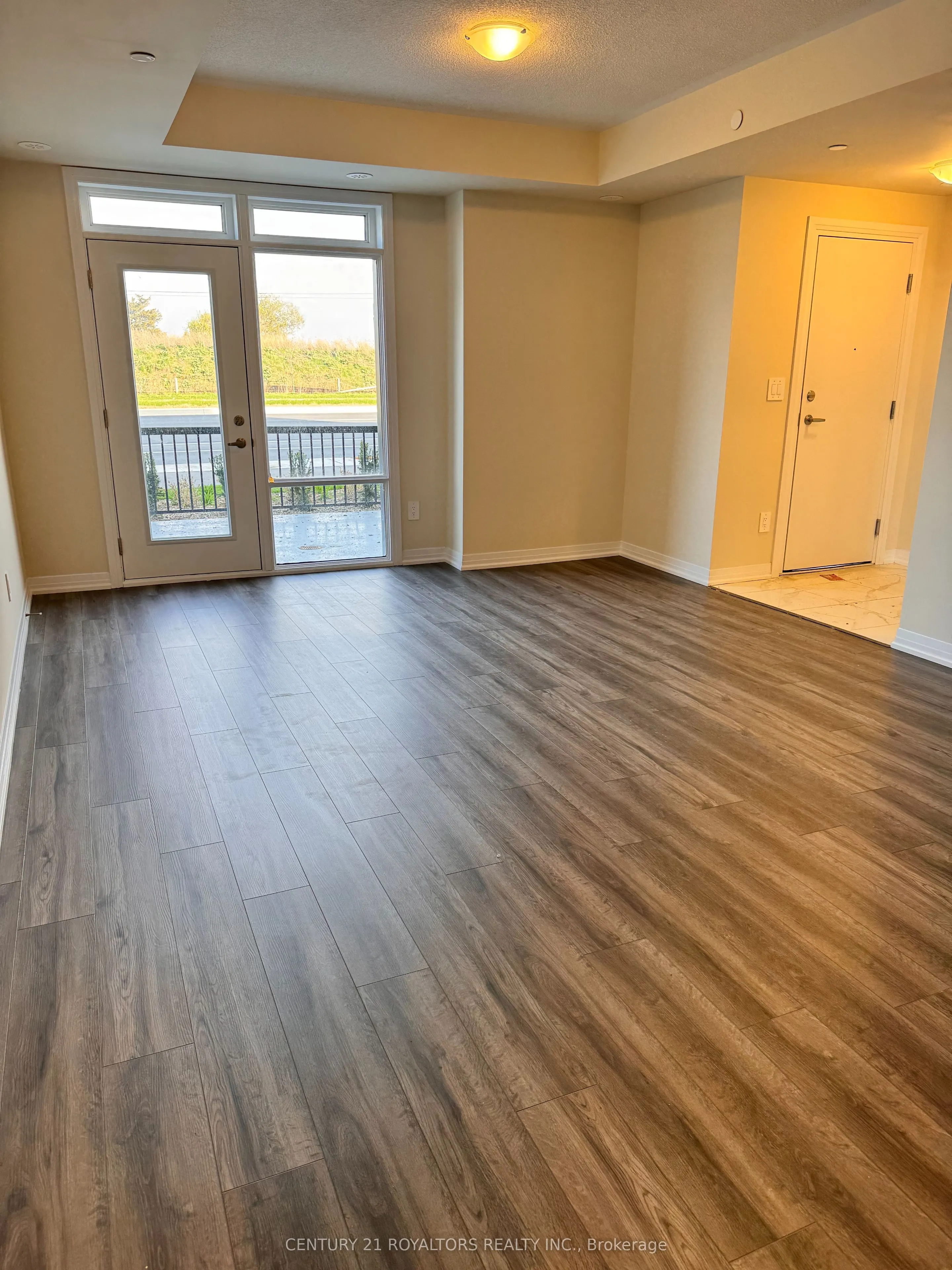 1585 Rose Way #124