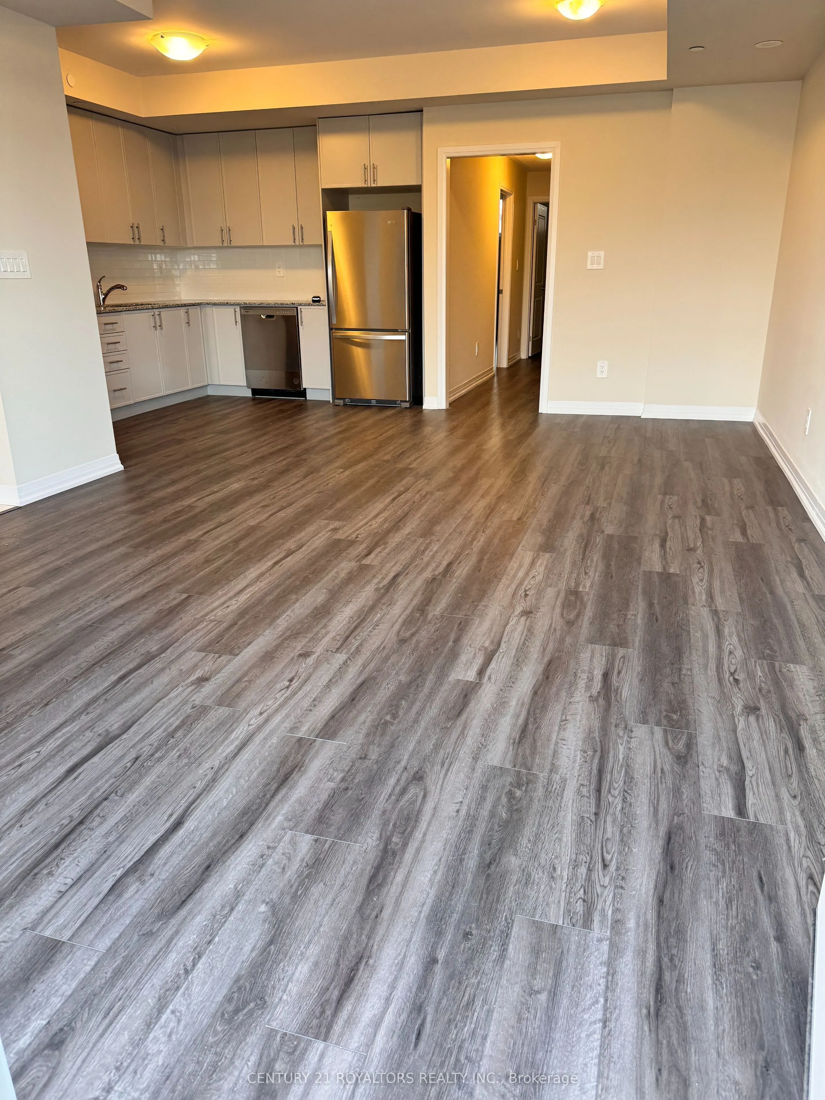 1585 Rose Way #124