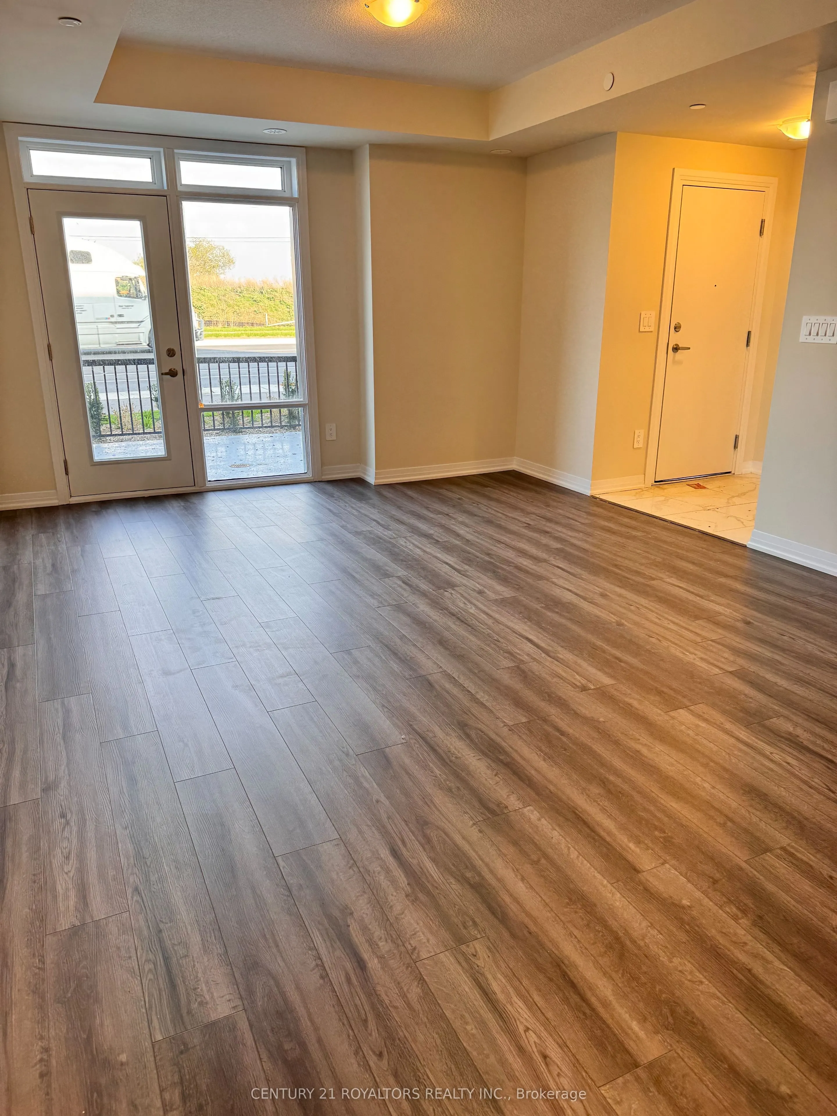 1585 Rose Way #124