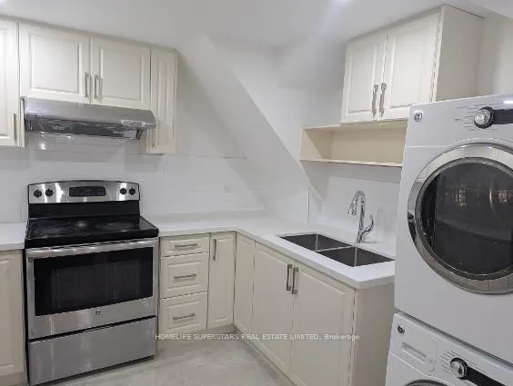 26 Glenmore Crescent #Basement Apartment