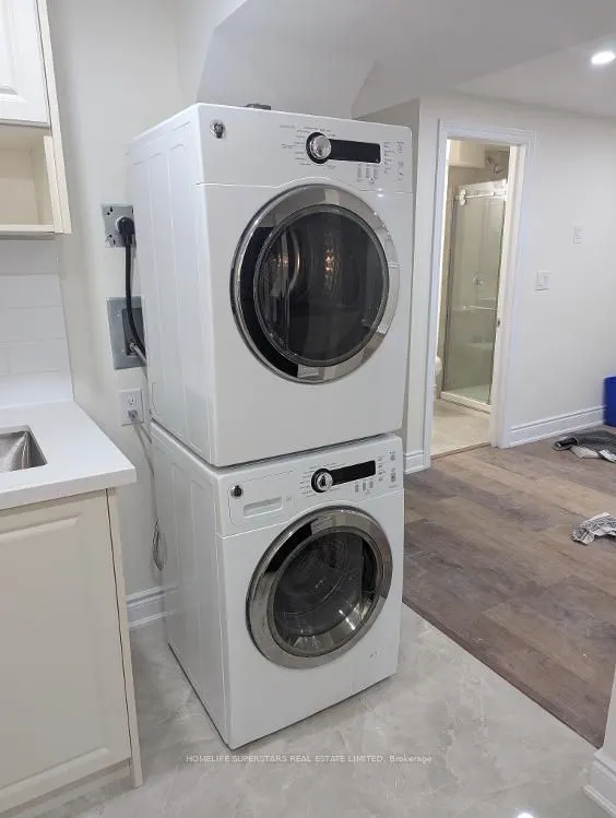 26 Glenmore Crescent #Basement Apartment