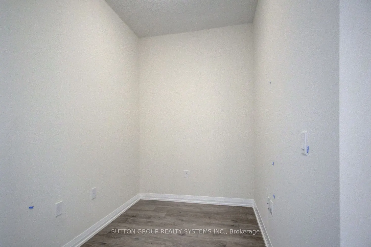 65 Watergarden Drive #906