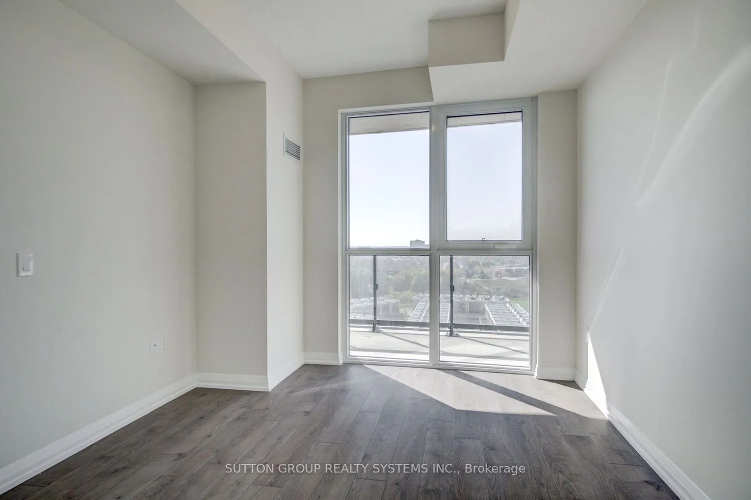 65 Watergarden Drive #906