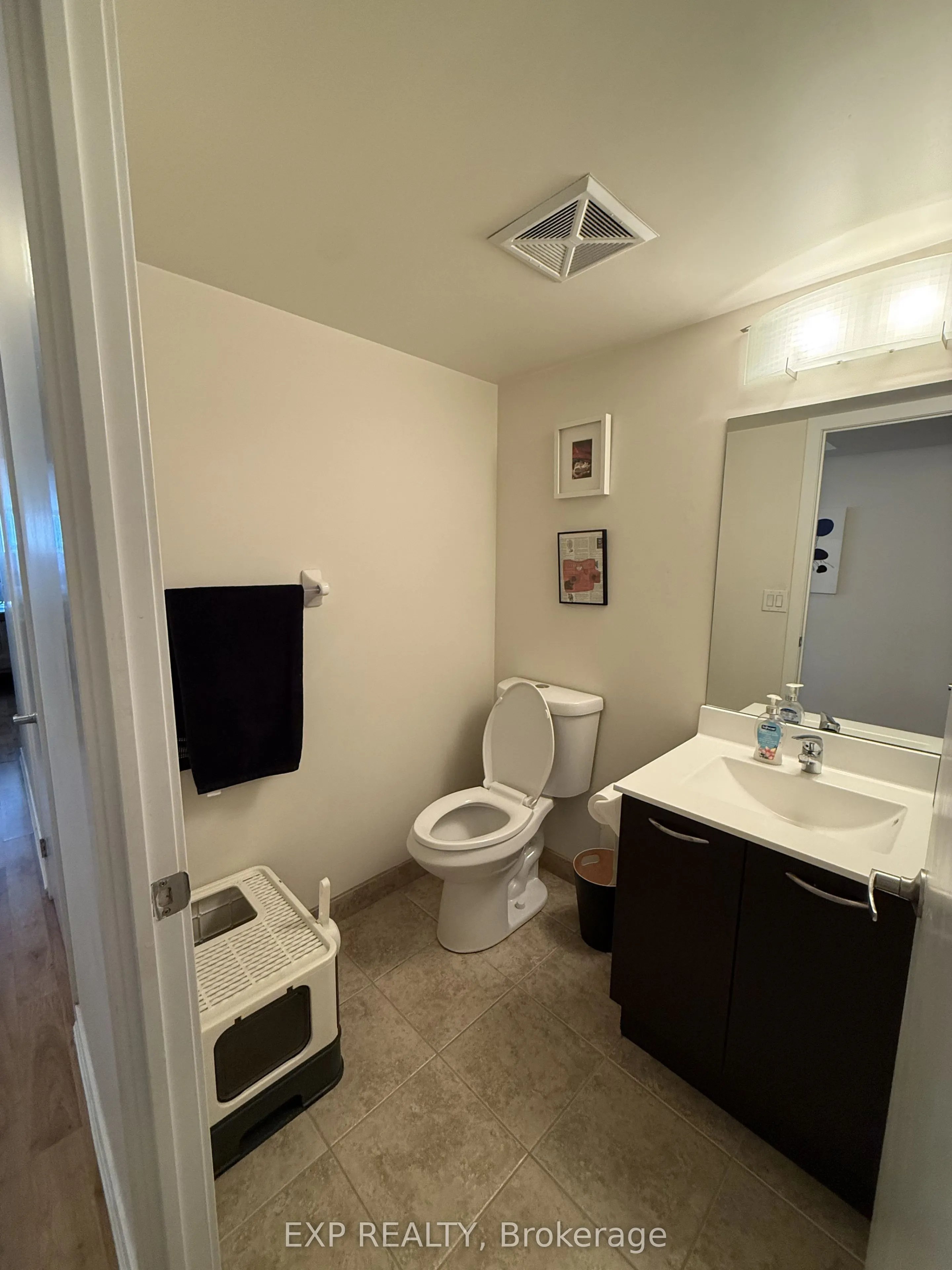 38 Joe Shuster Way #1502