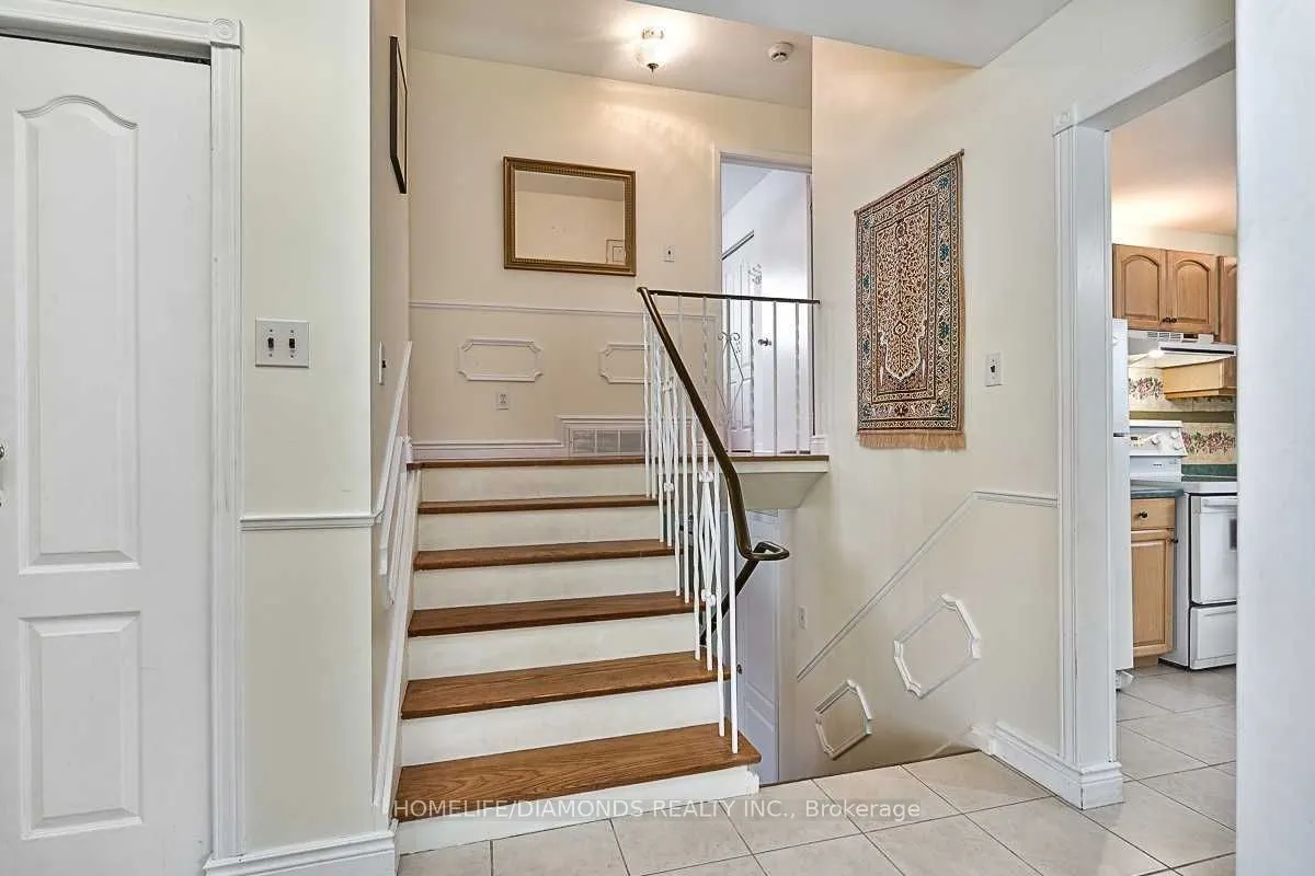35 EDENBOROUGH Drive