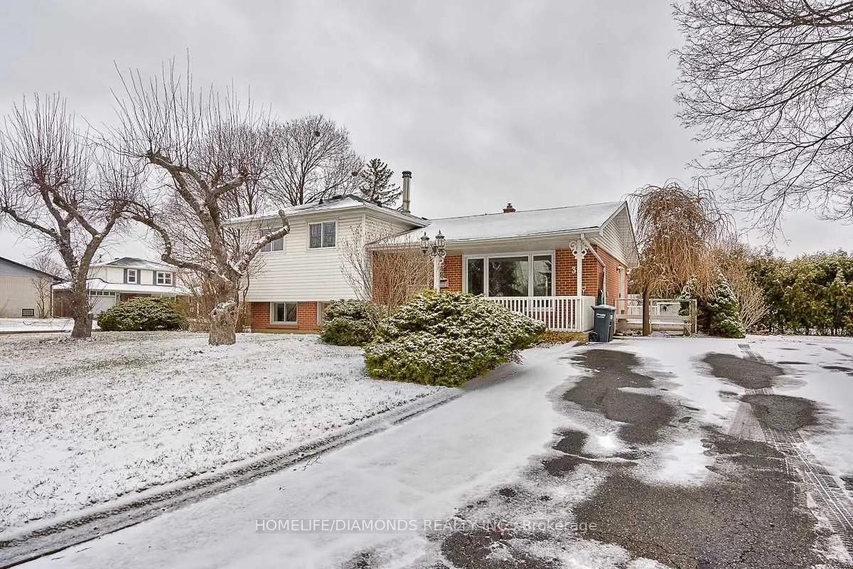 35 EDENBOROUGH Drive