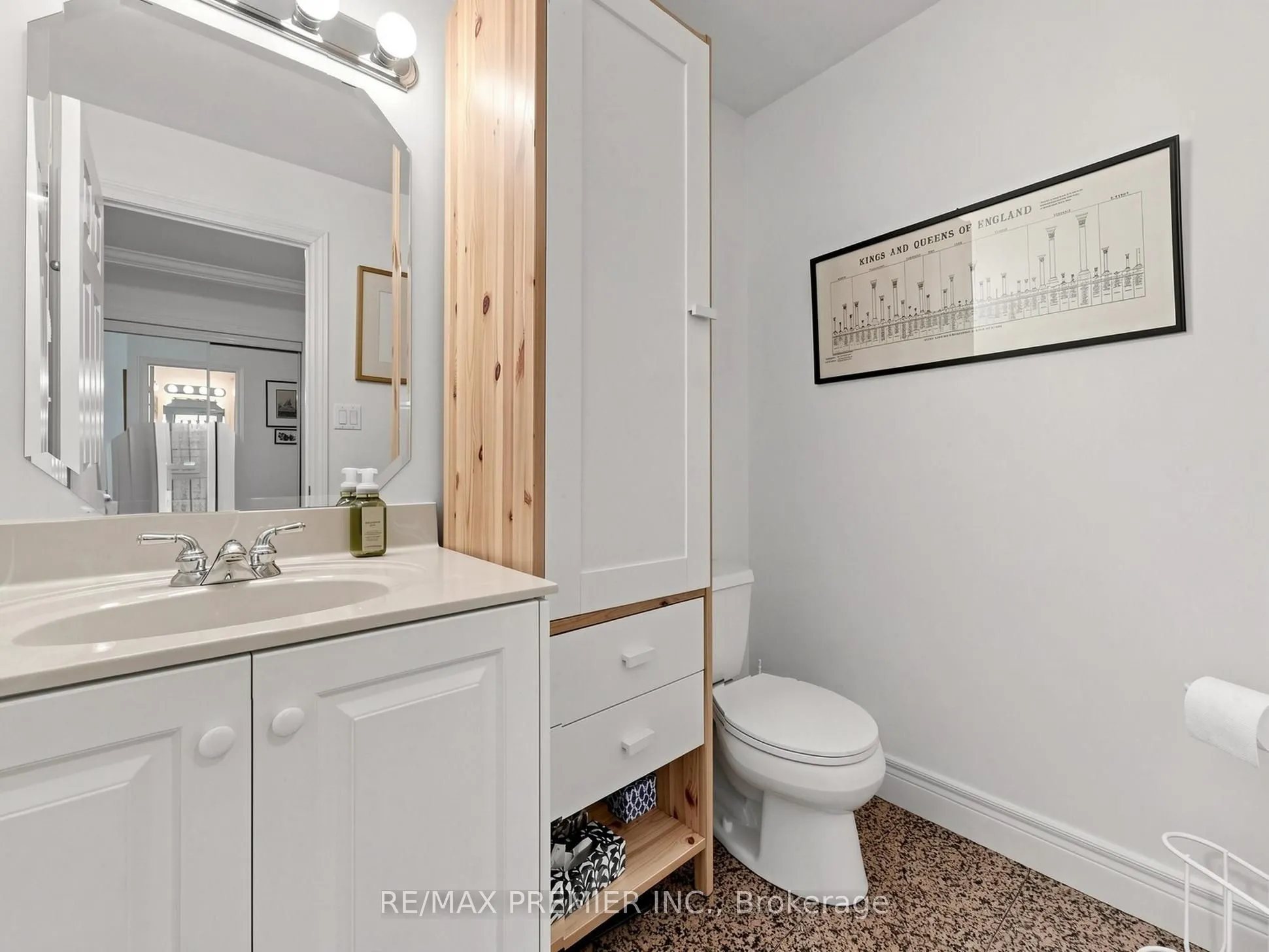 30 Anglesey Boulevard ##301