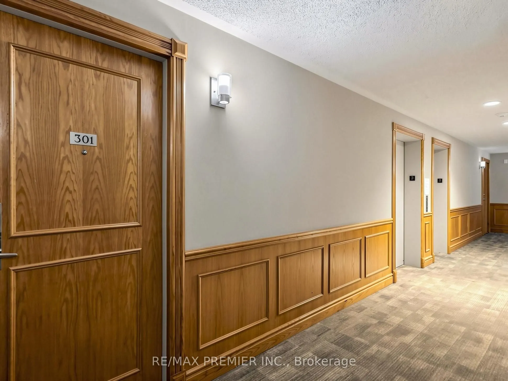 30 Anglesey Boulevard ##301