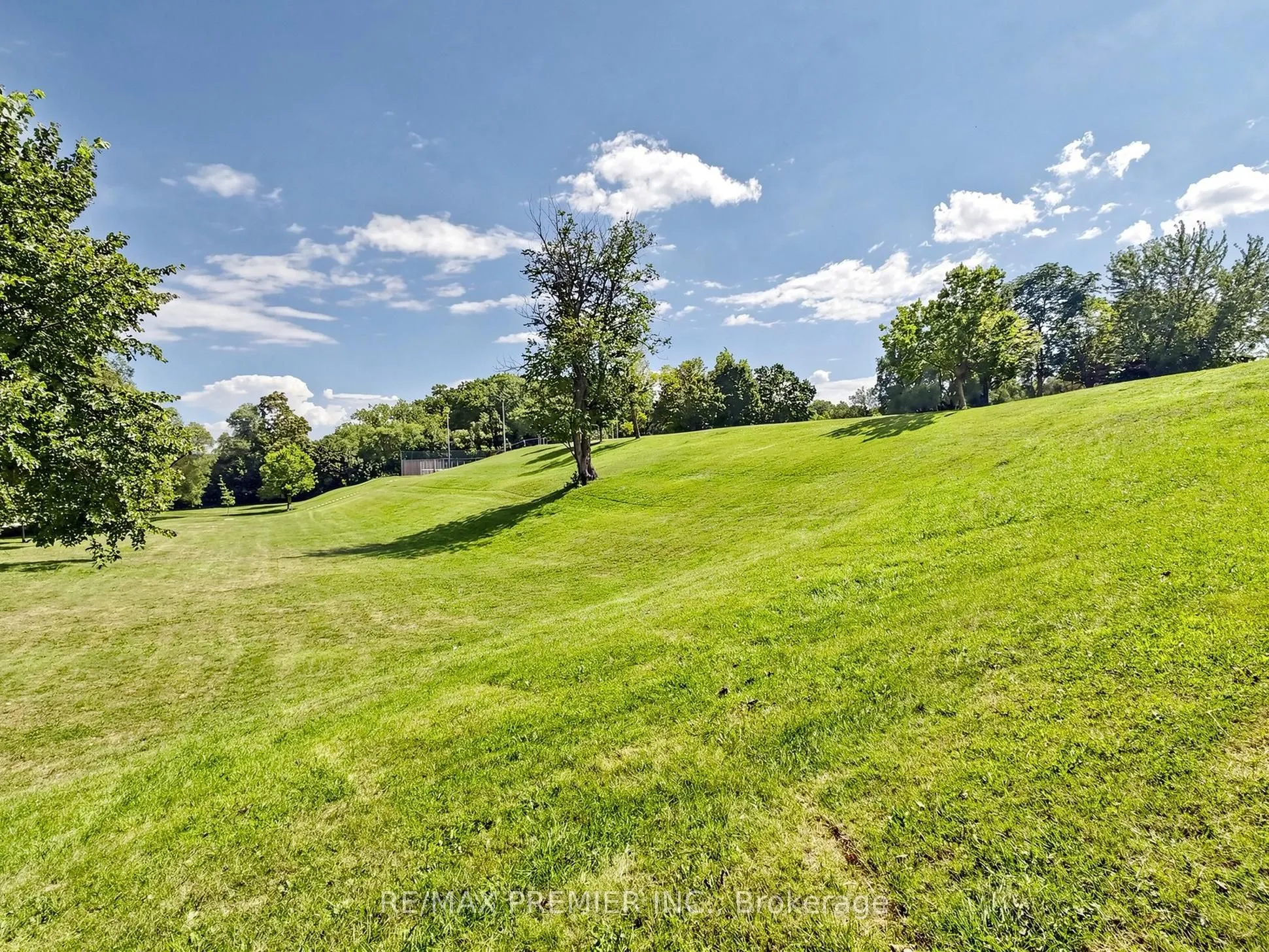 30 Anglesey Boulevard ##301