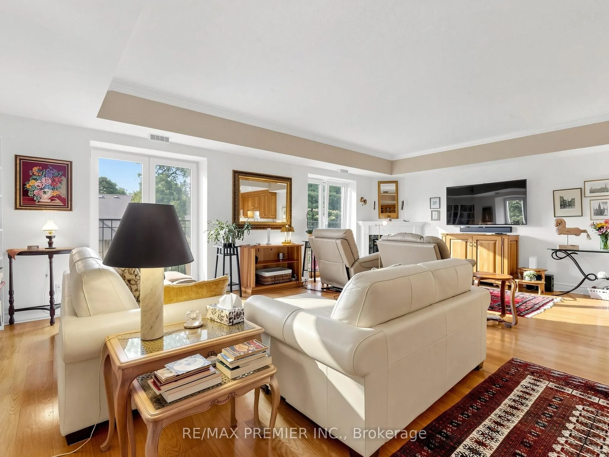30 Anglesey Boulevard ##301