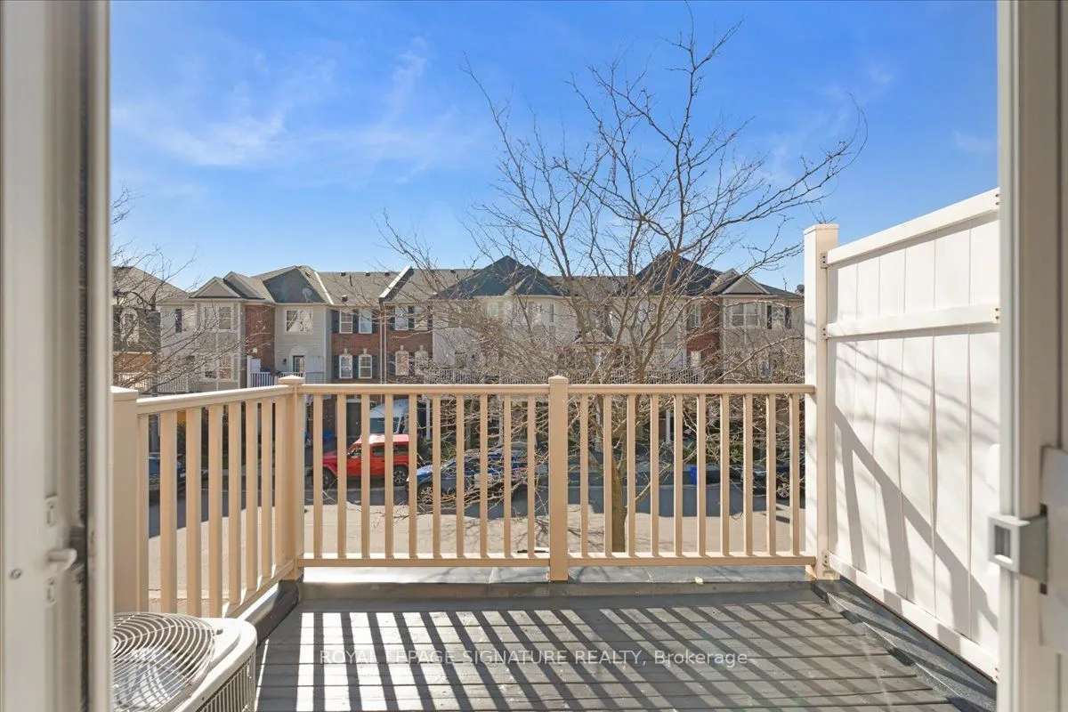 931 Deverell Place