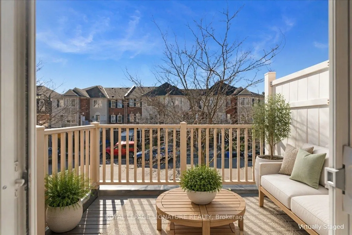 931 Deverell Place