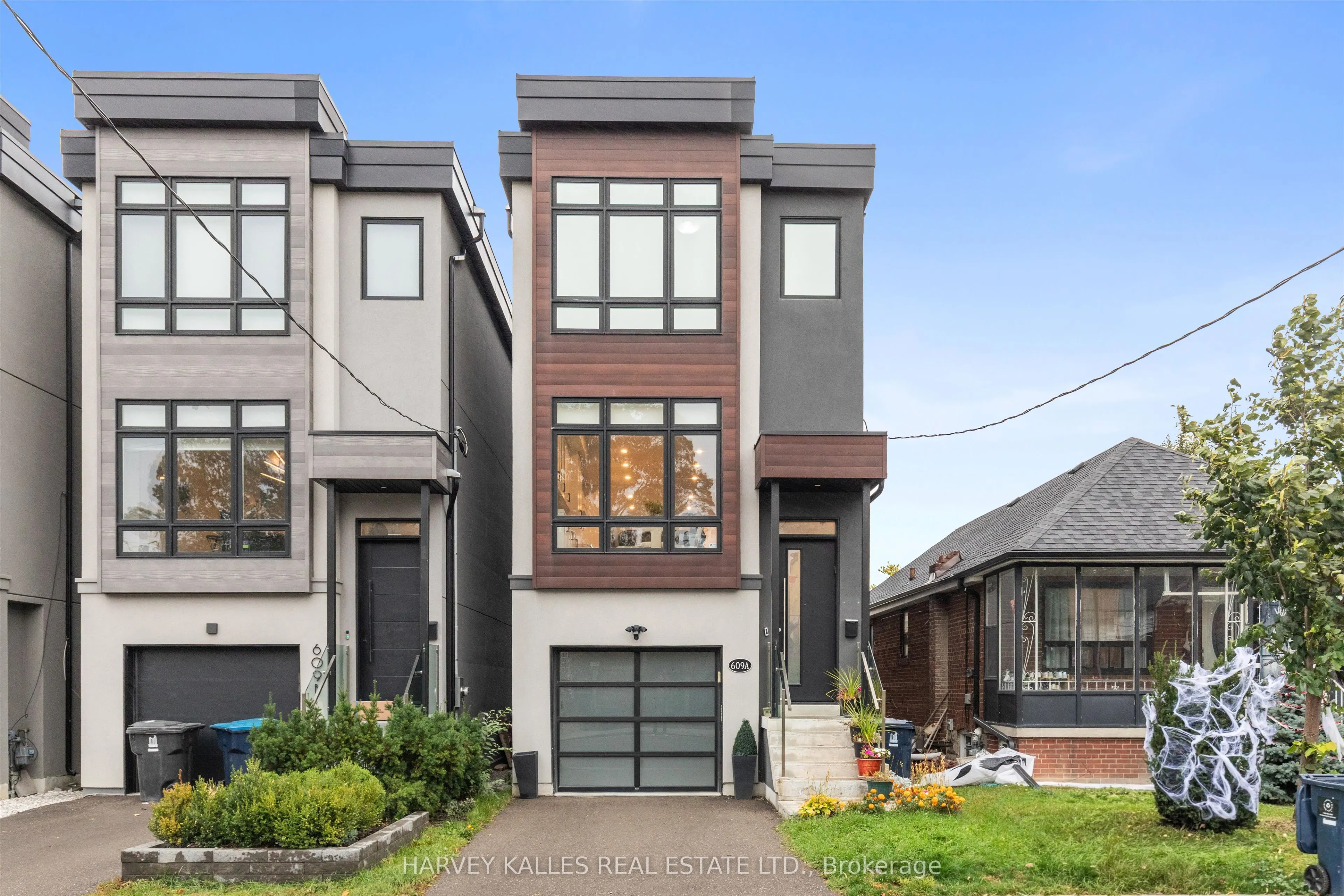 609A Harvie Avenue
