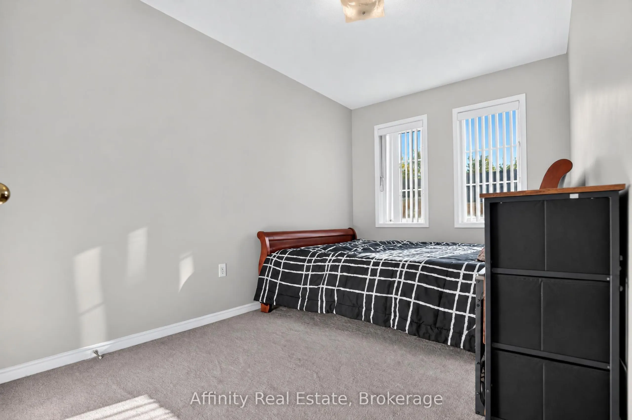 5530 Glen Erin Drive #76