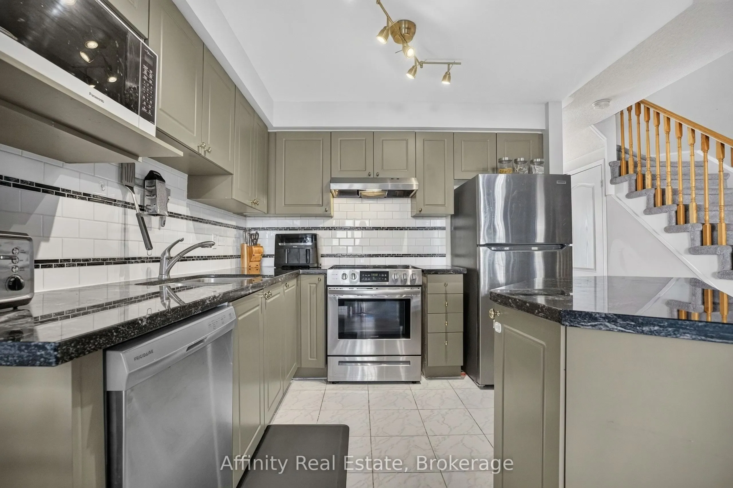 5530 Glen Erin Drive #76