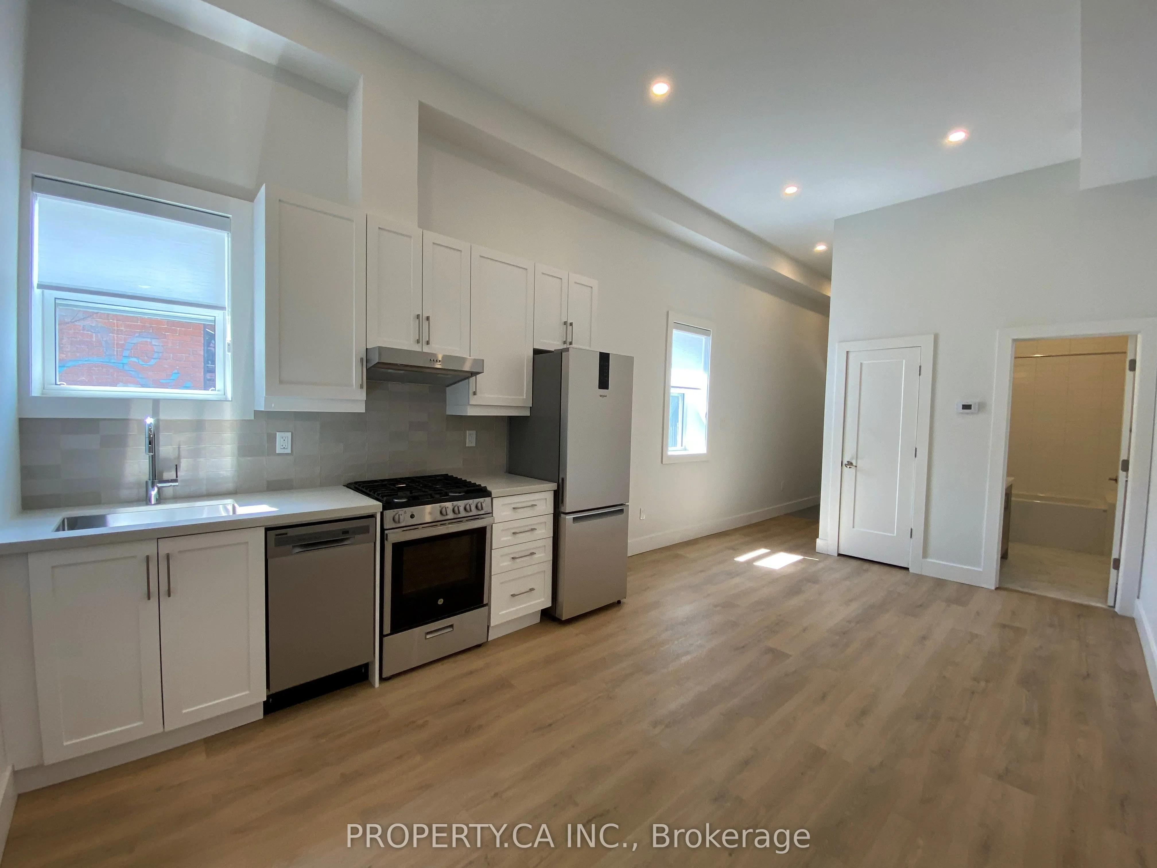 3100 Dundas Street W #2