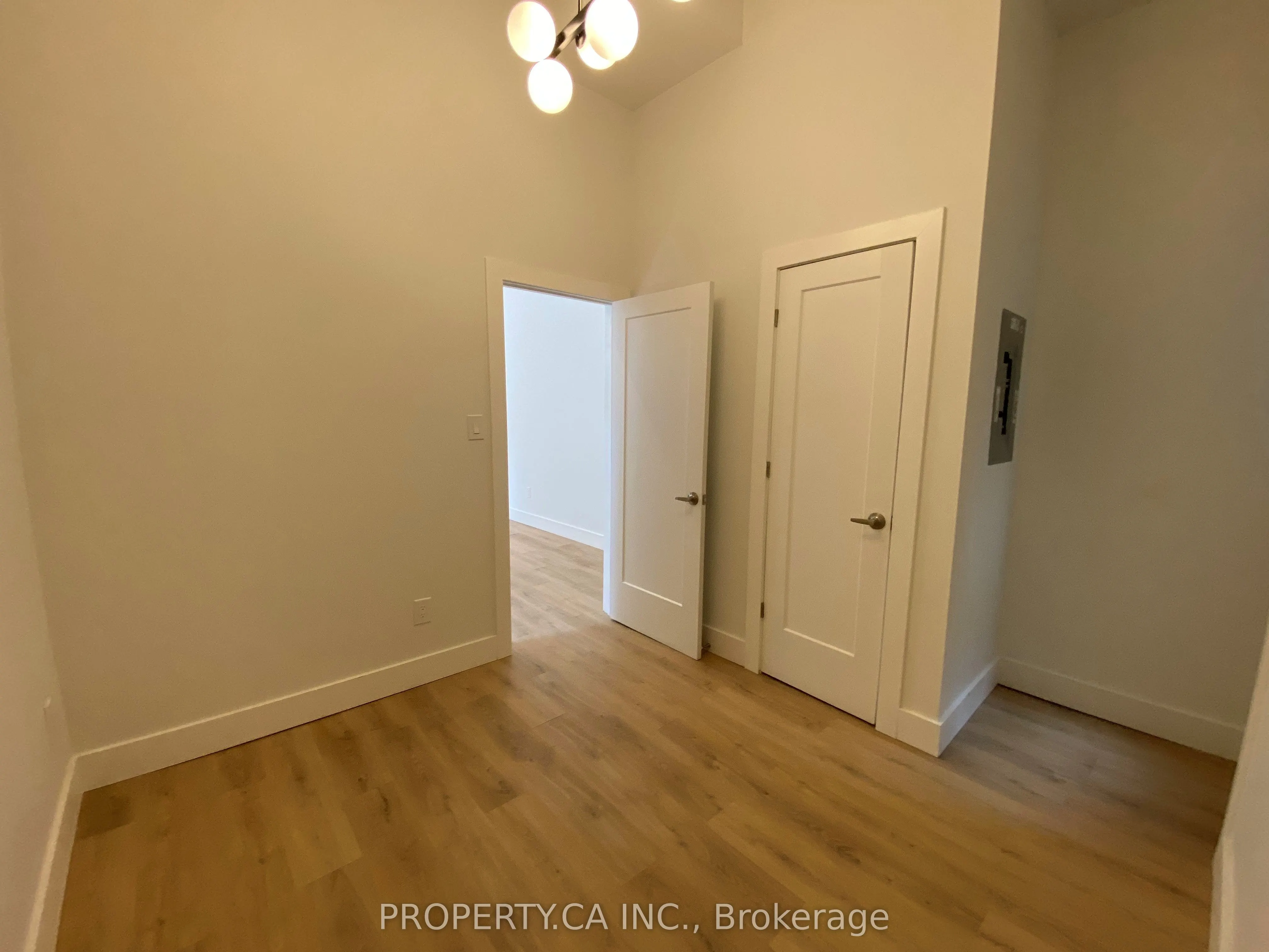 3100 Dundas Street W #2