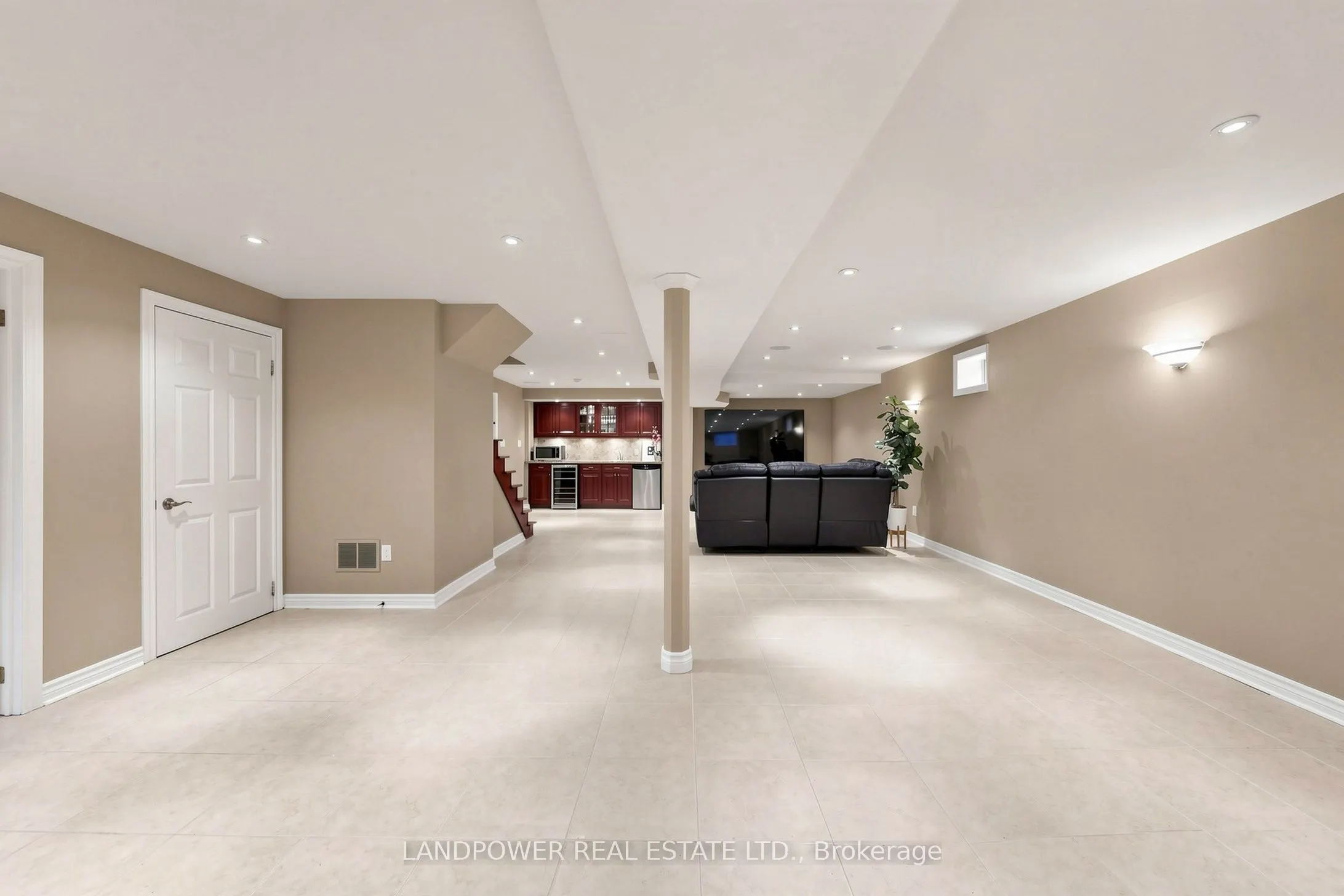 2582 Burnford Trail