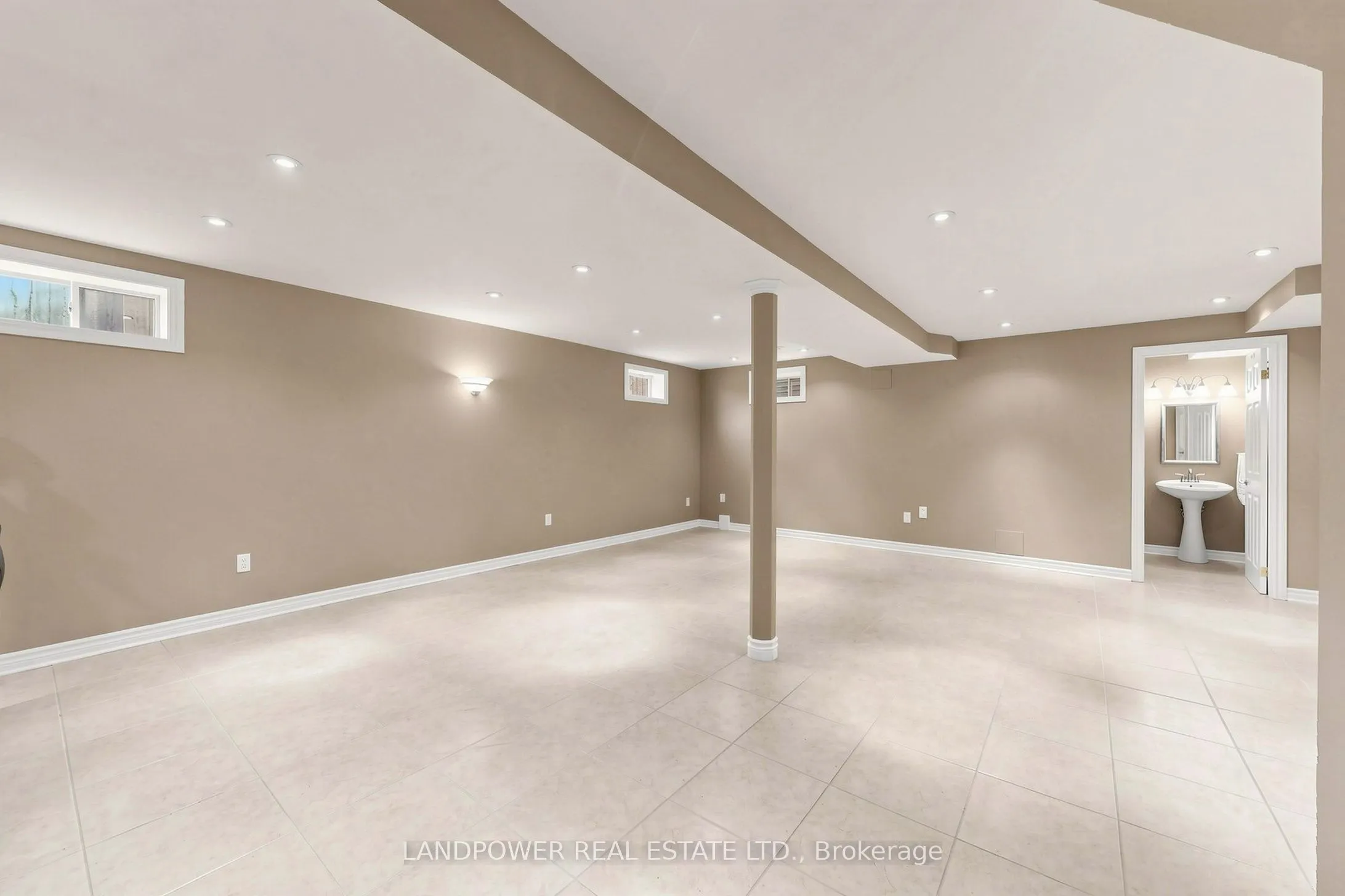 2582 Burnford Trail