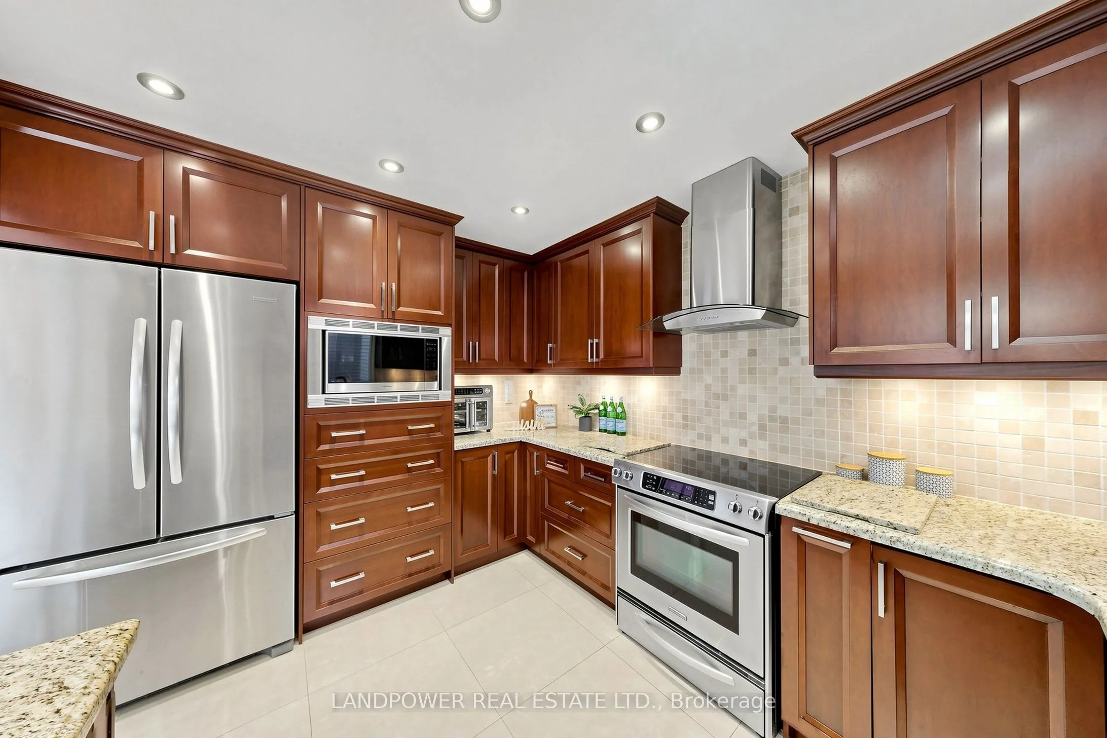 2582 Burnford Trail