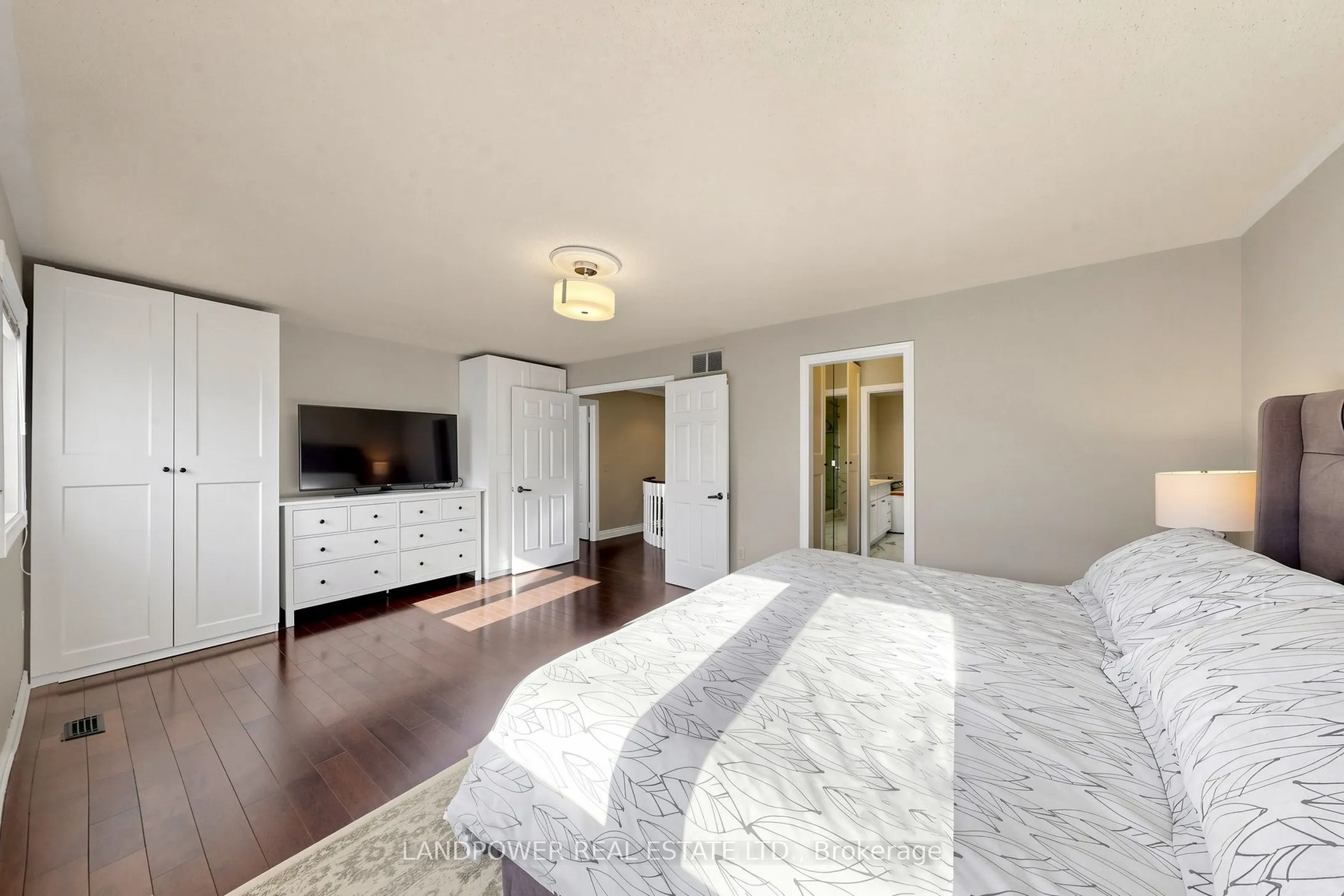 2582 Burnford Trail