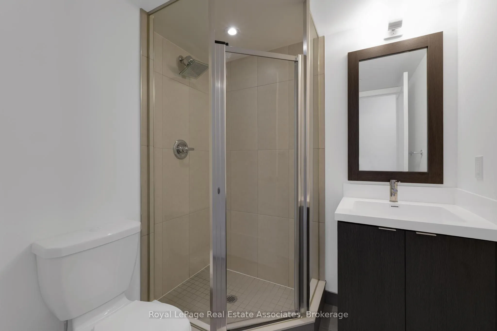 9 Mabelle Avenue #1516