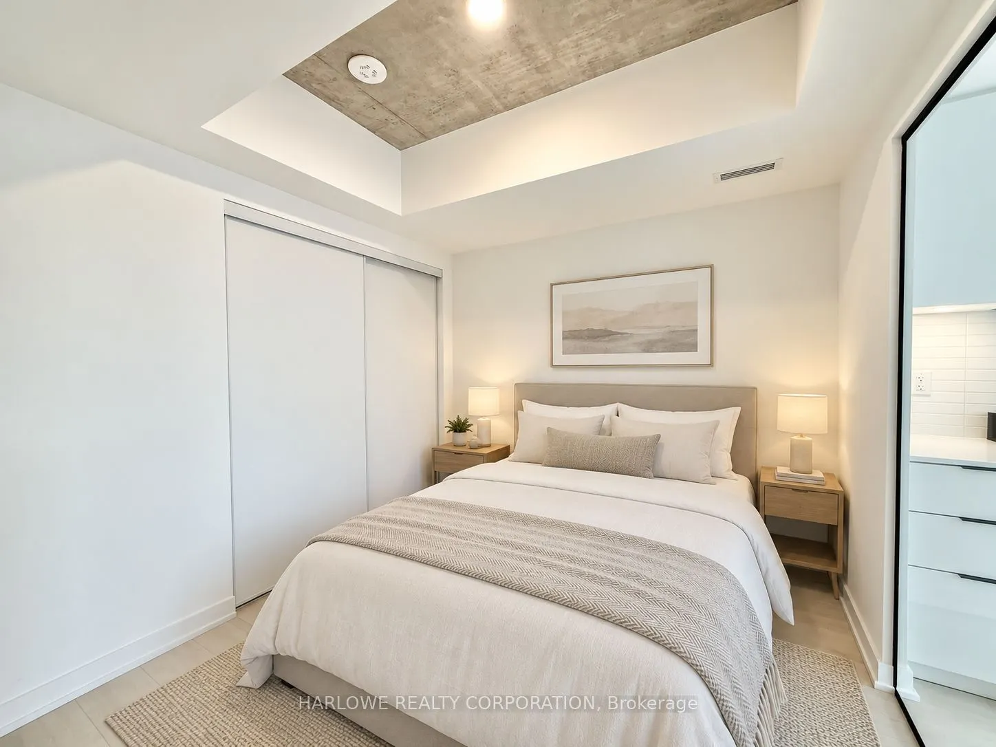 1 Vine Avenue #405