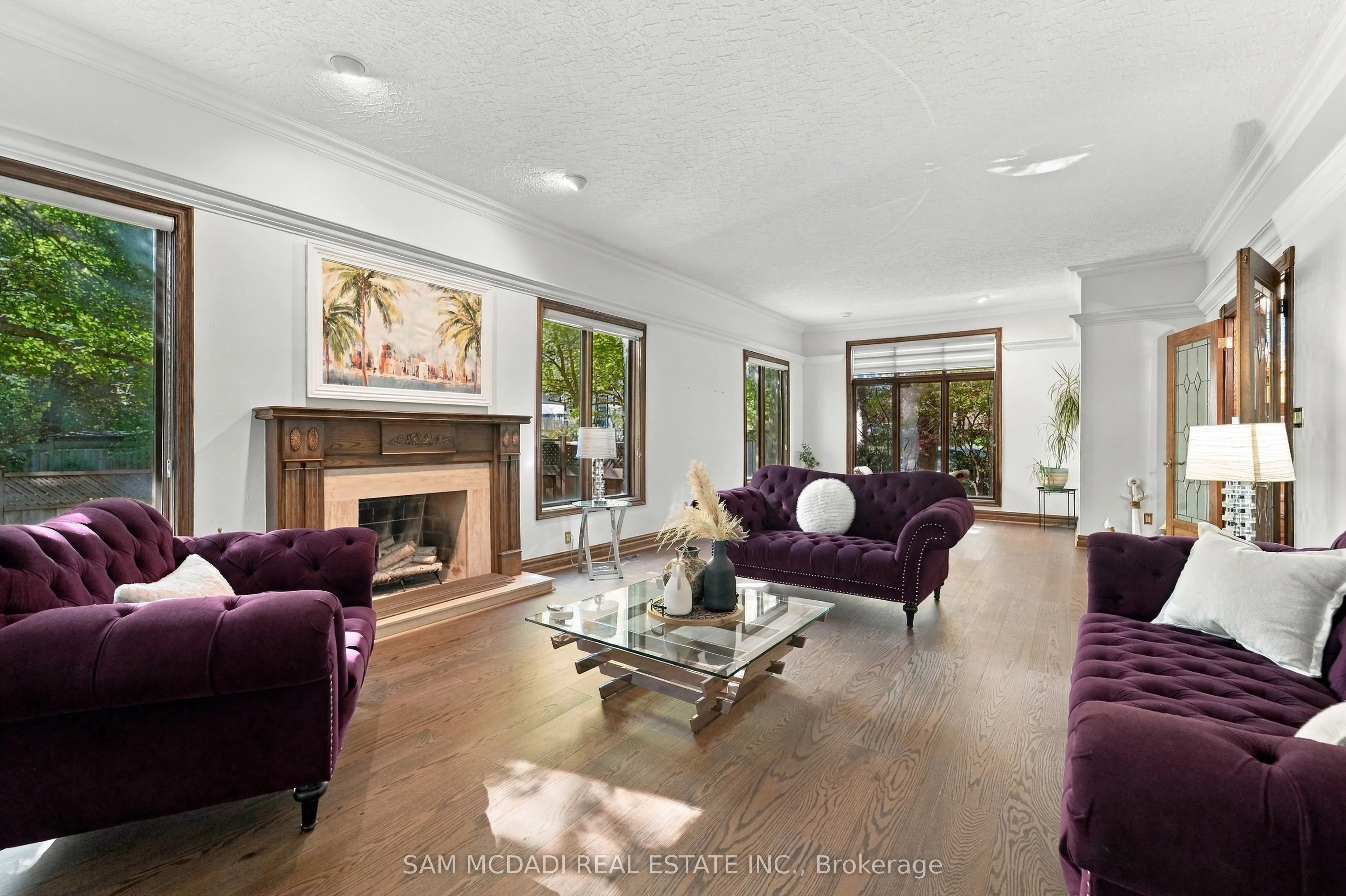 2480 MISSISSAUGA Road