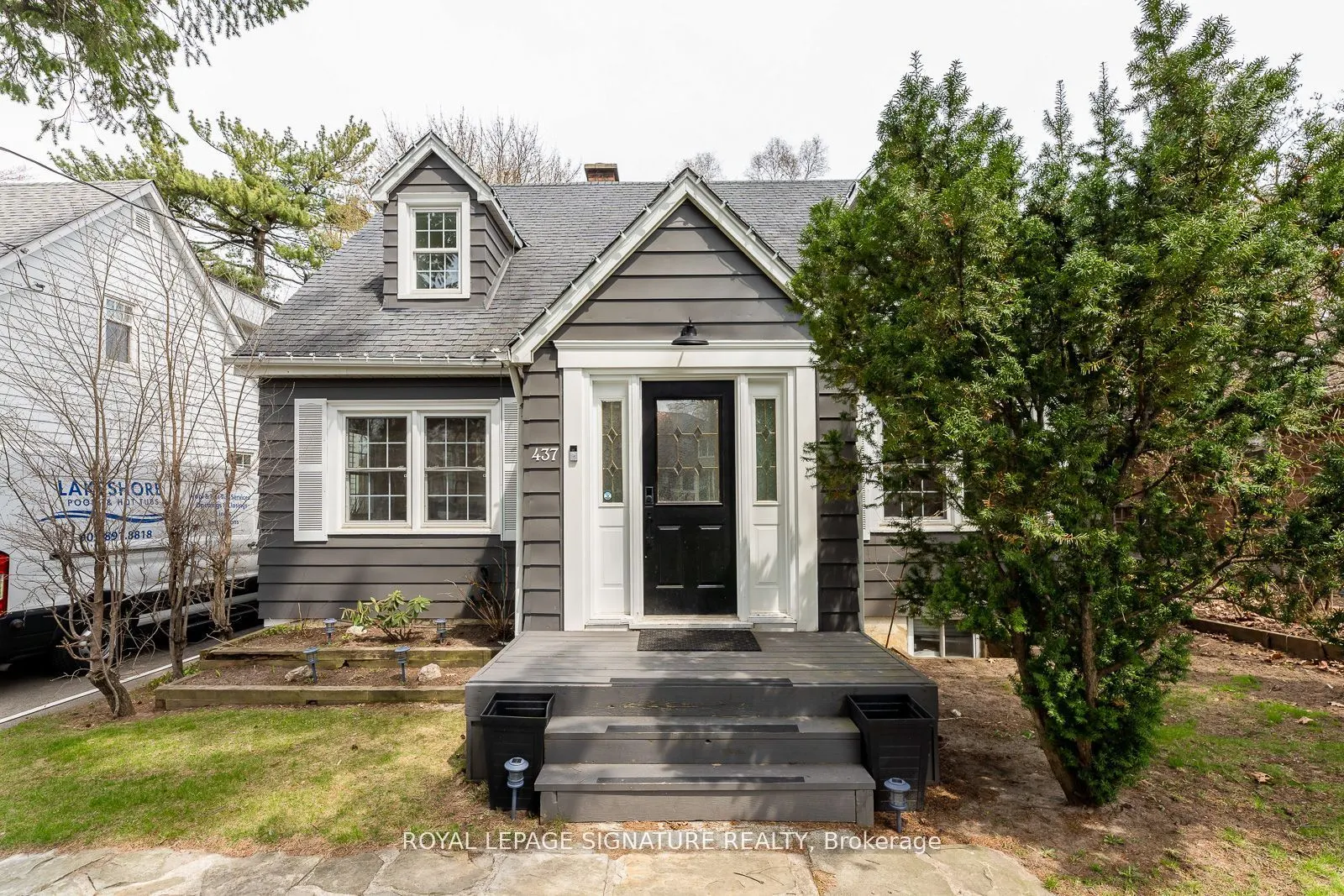 437 Watson Avenue