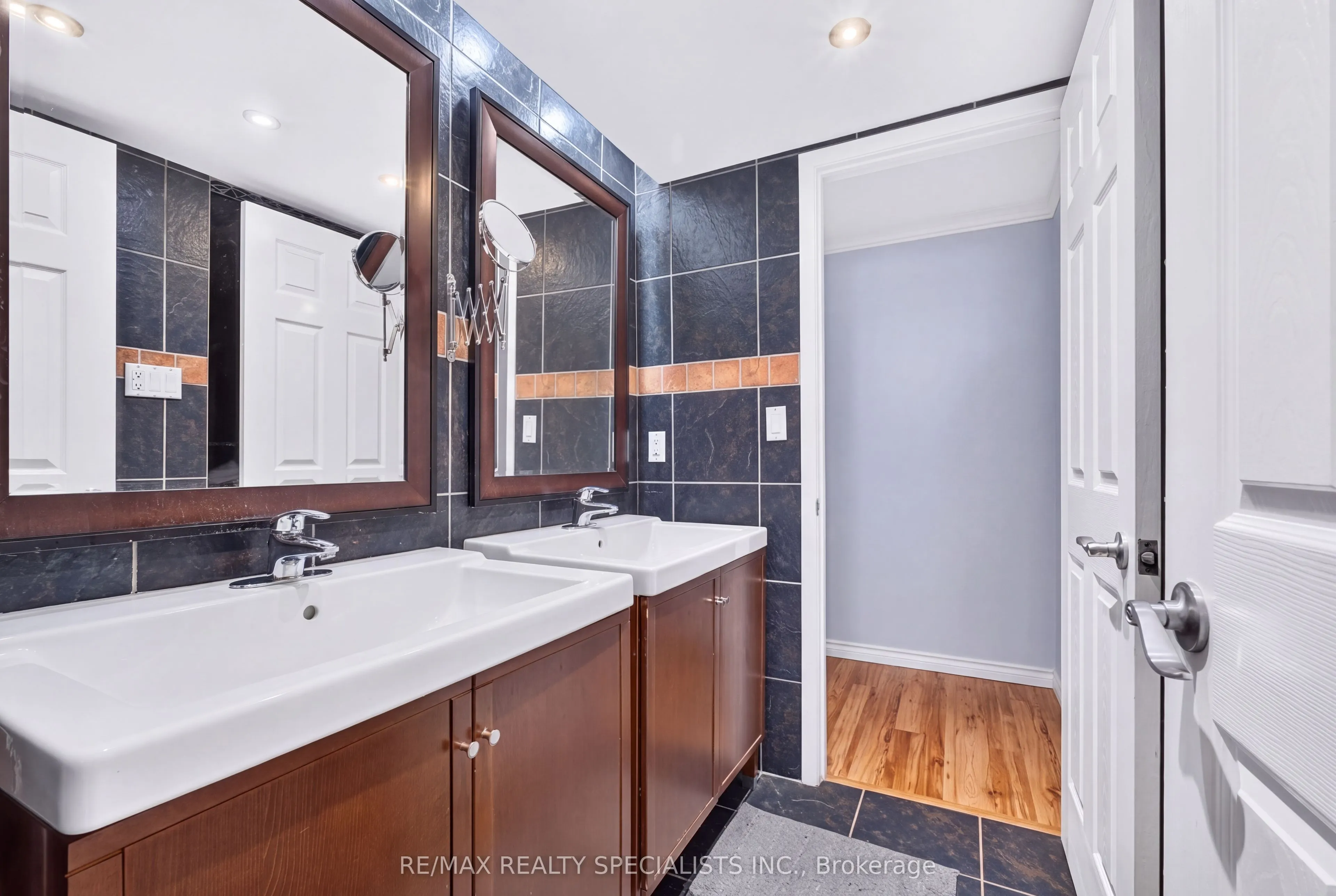 5610 Montevideo Road #17
