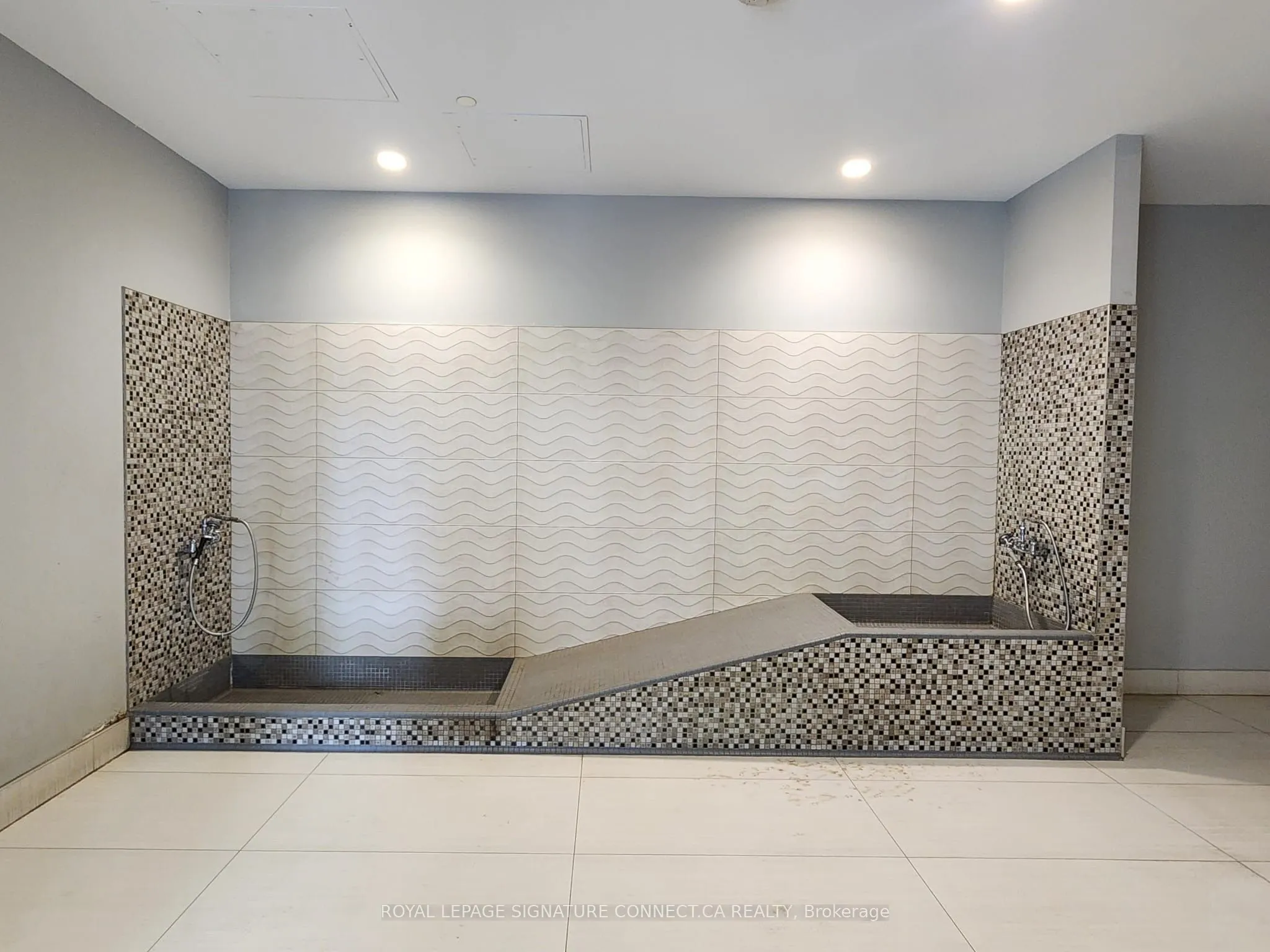 30 Shore Breeze Drive #1319