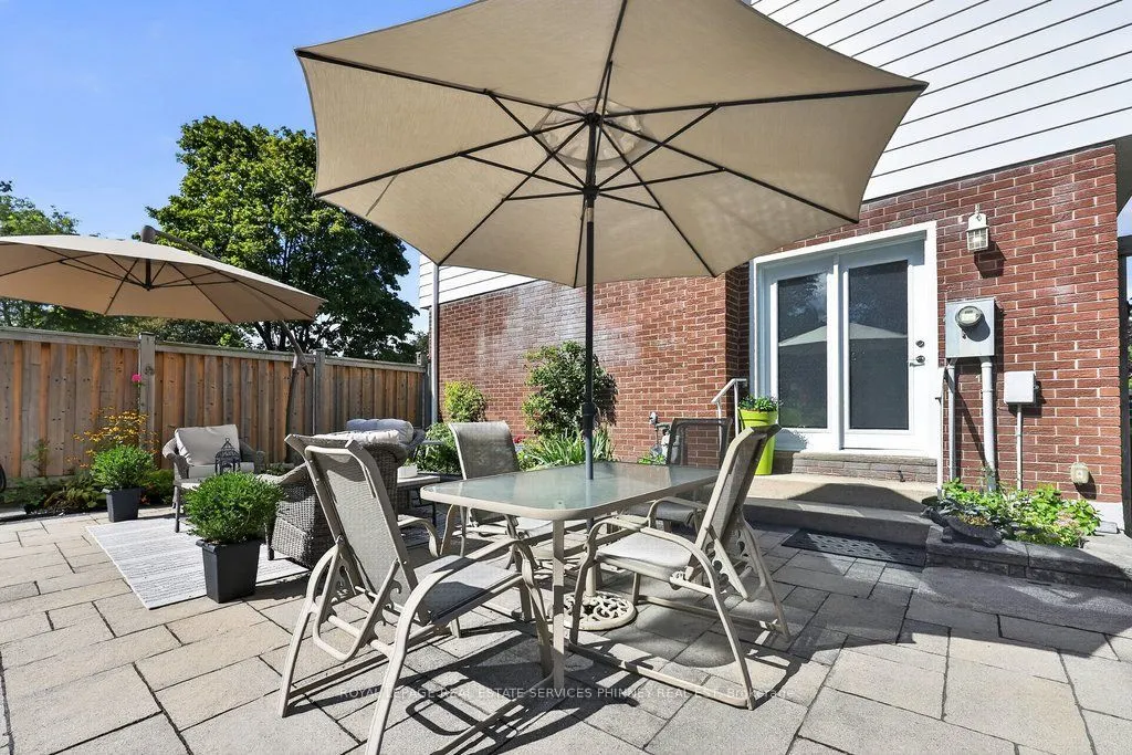 838 Saddle Crescent