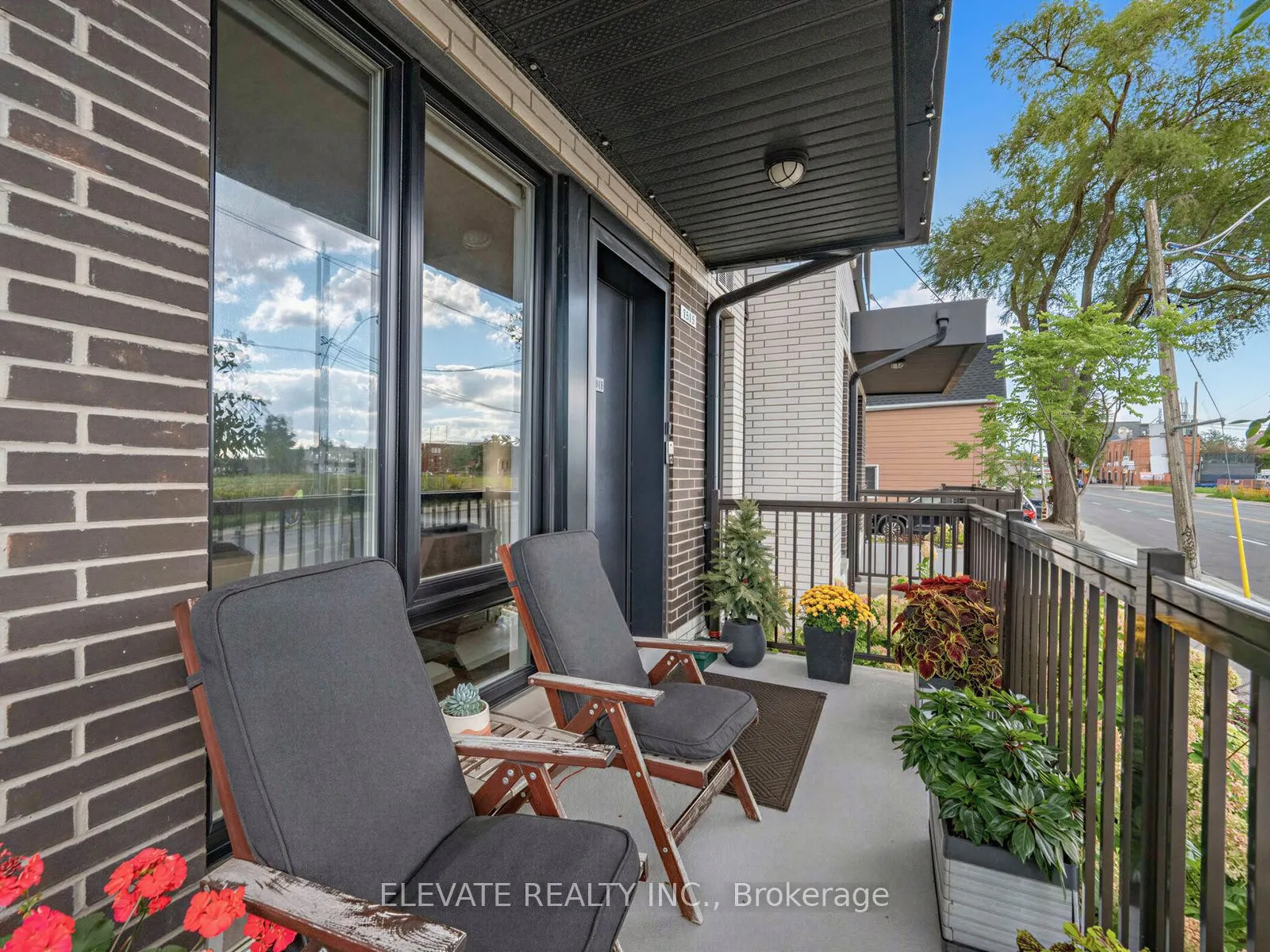 40 Ed Clark Gardens Boulevard #15