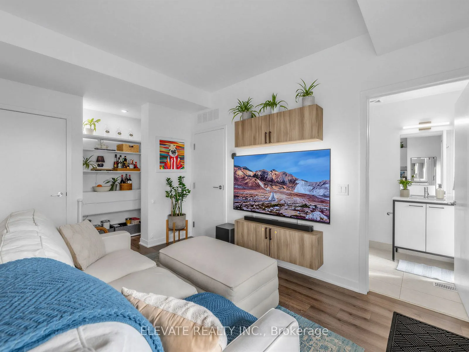 40 Ed Clark Gardens Boulevard #15