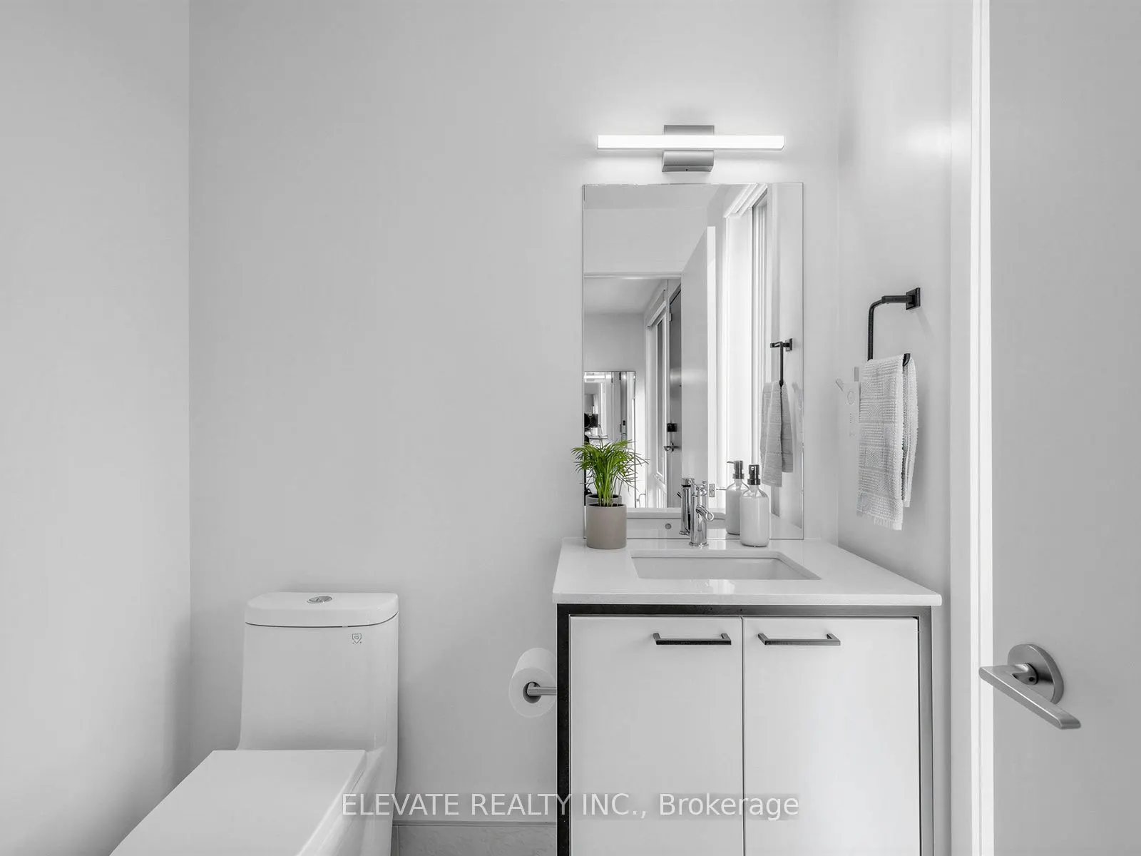 40 Ed Clark Gardens Boulevard #15