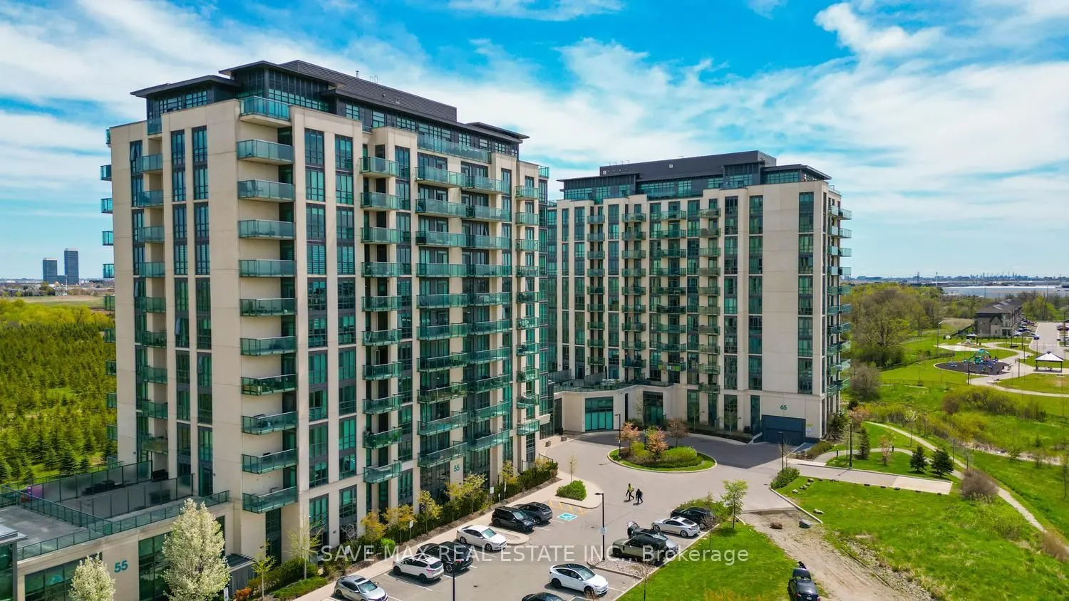 65 Yorkland Boulevard #308