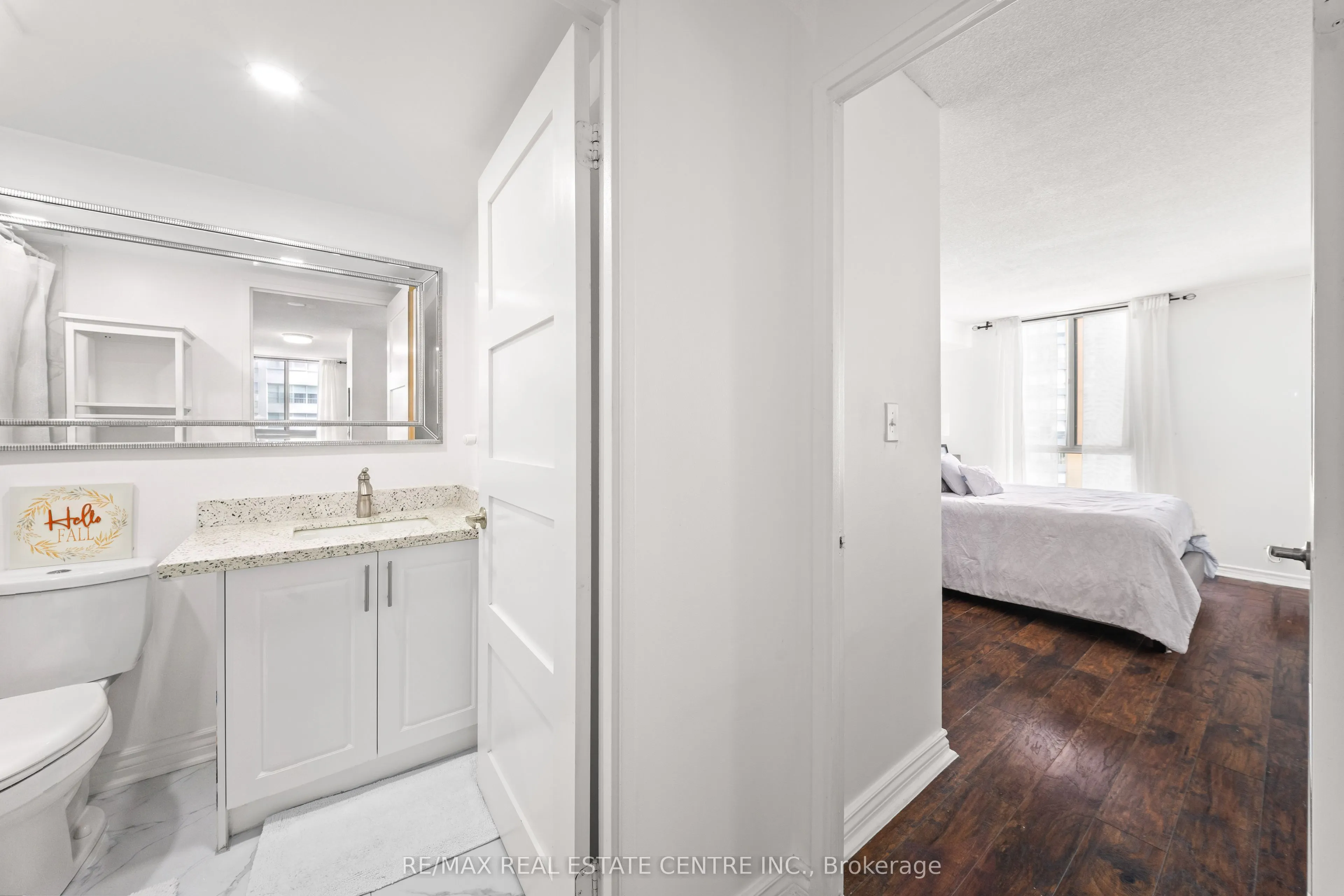 145 Hillcrest Avenue #1907